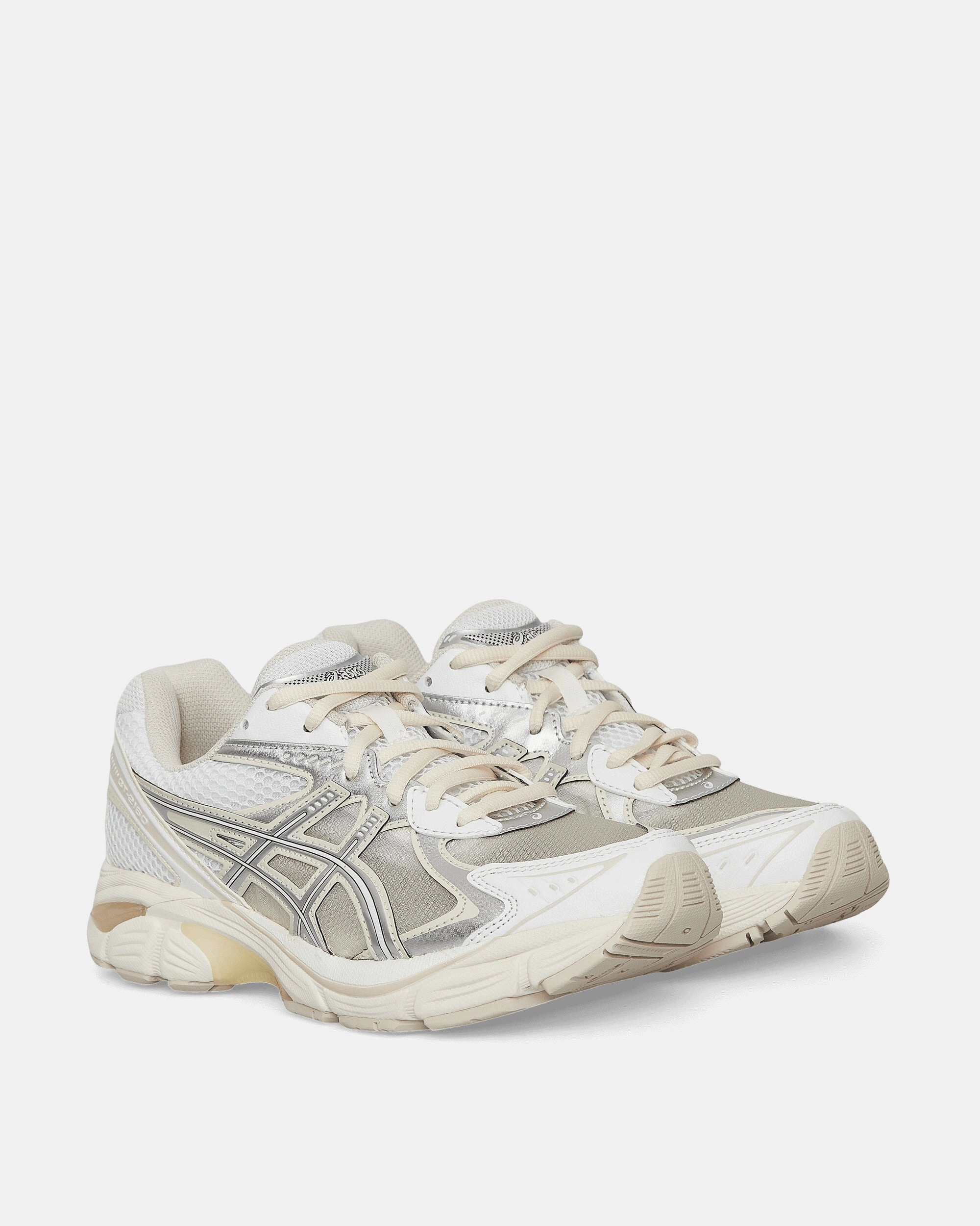 Above The Clouds GT-2160 Sneakers White / Pure Silver
