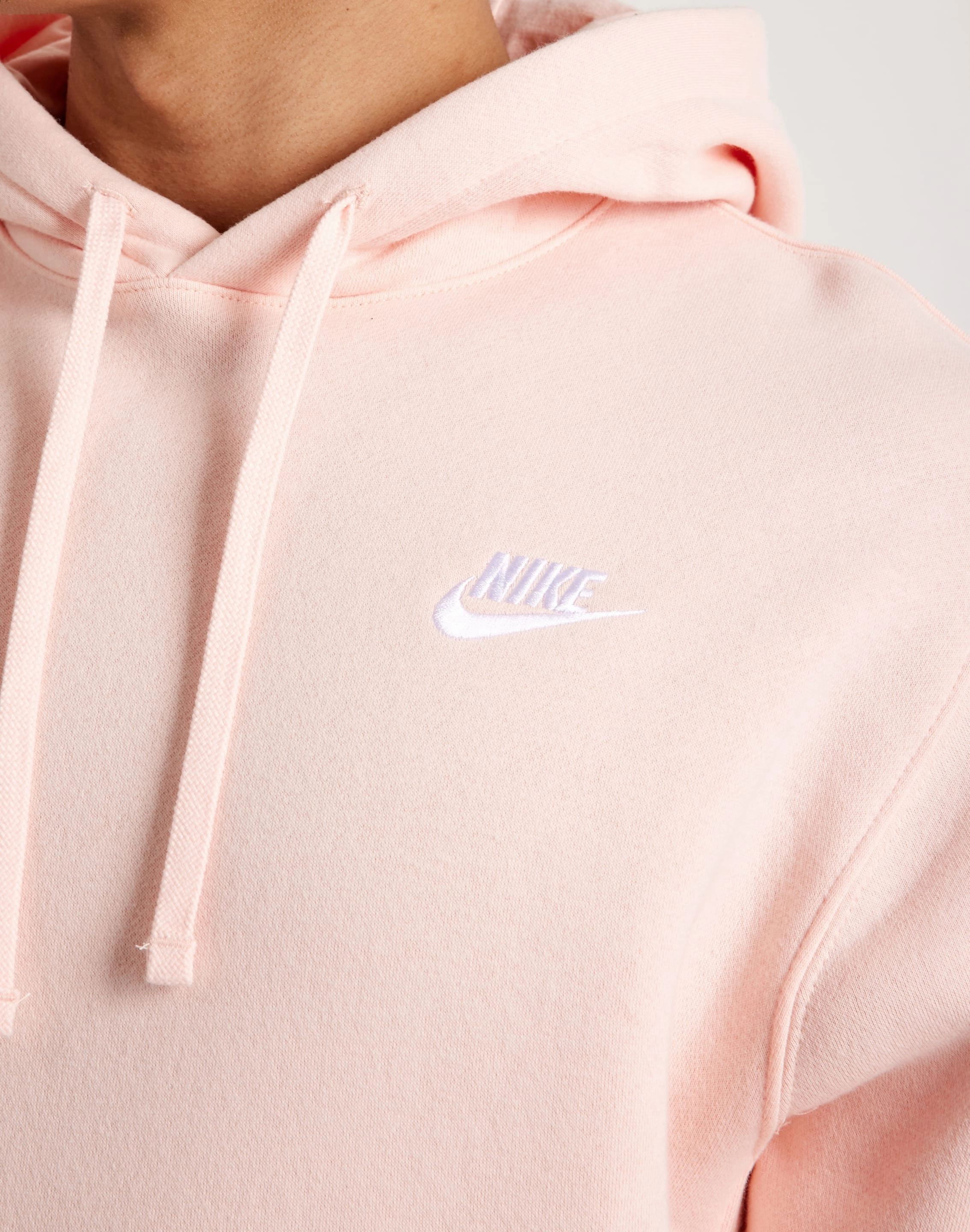 Activewear gear Nike Club Fleece Pullover Hoodie