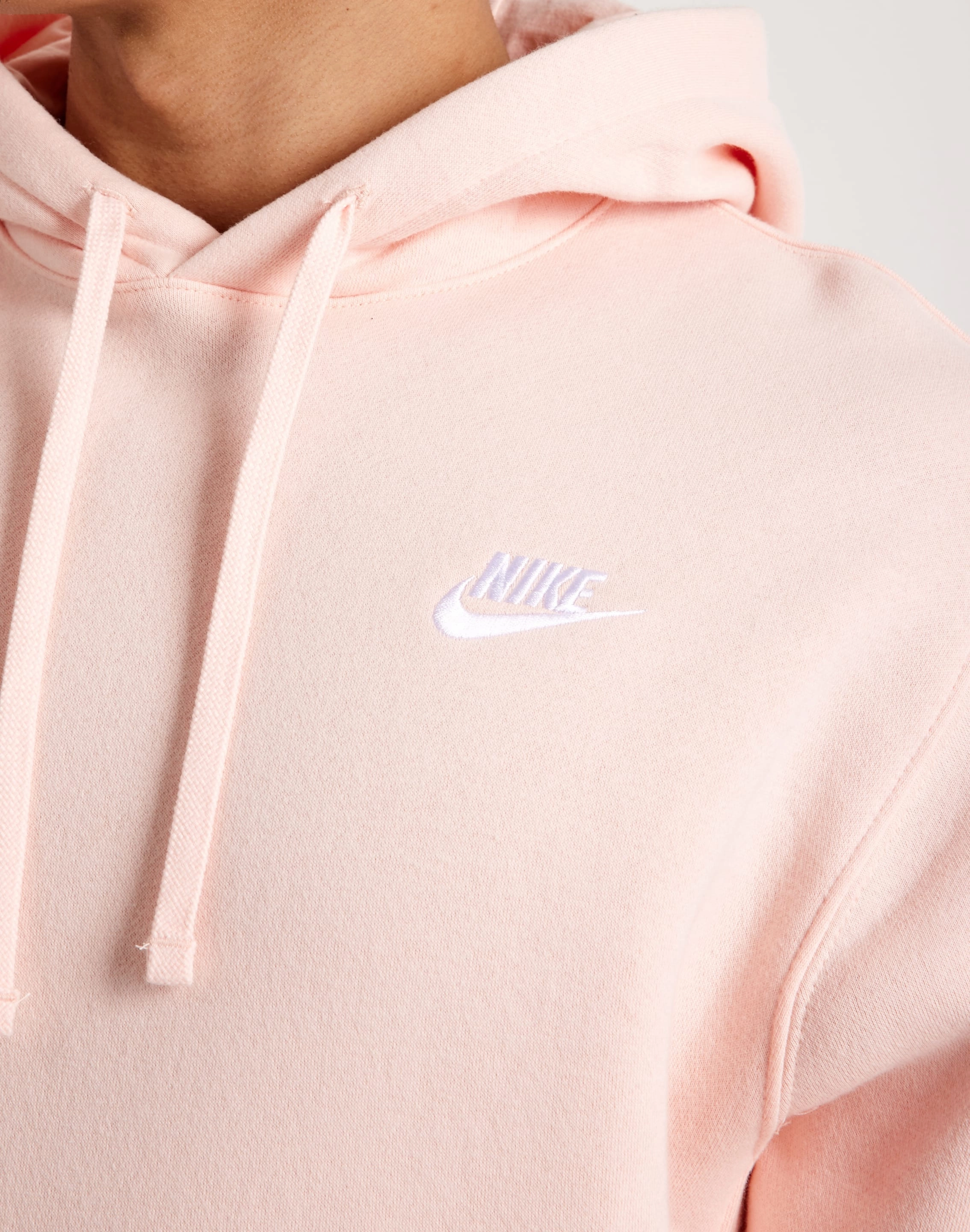 Activewear gear Nike Club Fleece Pullover Hoodie