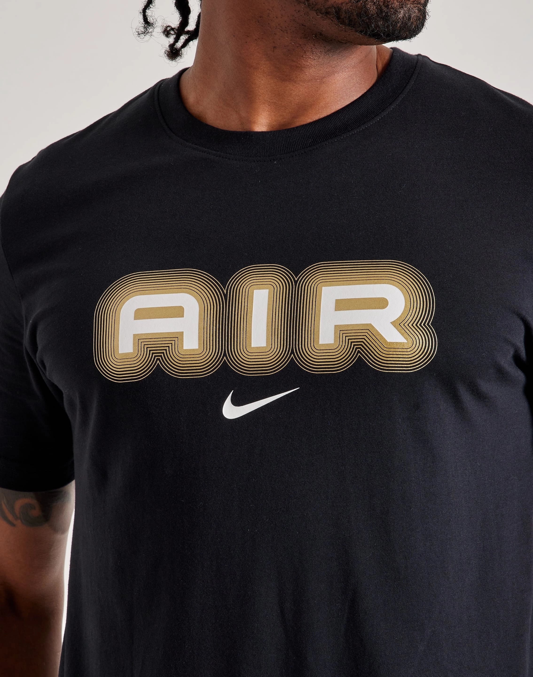 Apparel finds Nike Air Tee