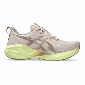 Asics Novablast 5 Steady Deliberate