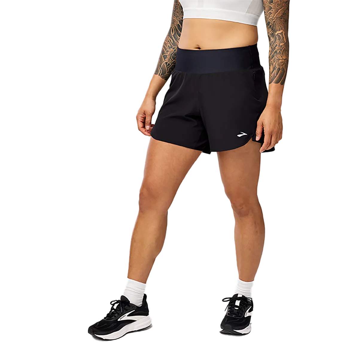 Budget-friendly Brooks Chaser 5" Short 2.0 Coordinated