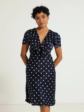 Classic fashion pieces Linda Bowed Satin Dress - Blue Fashion archives