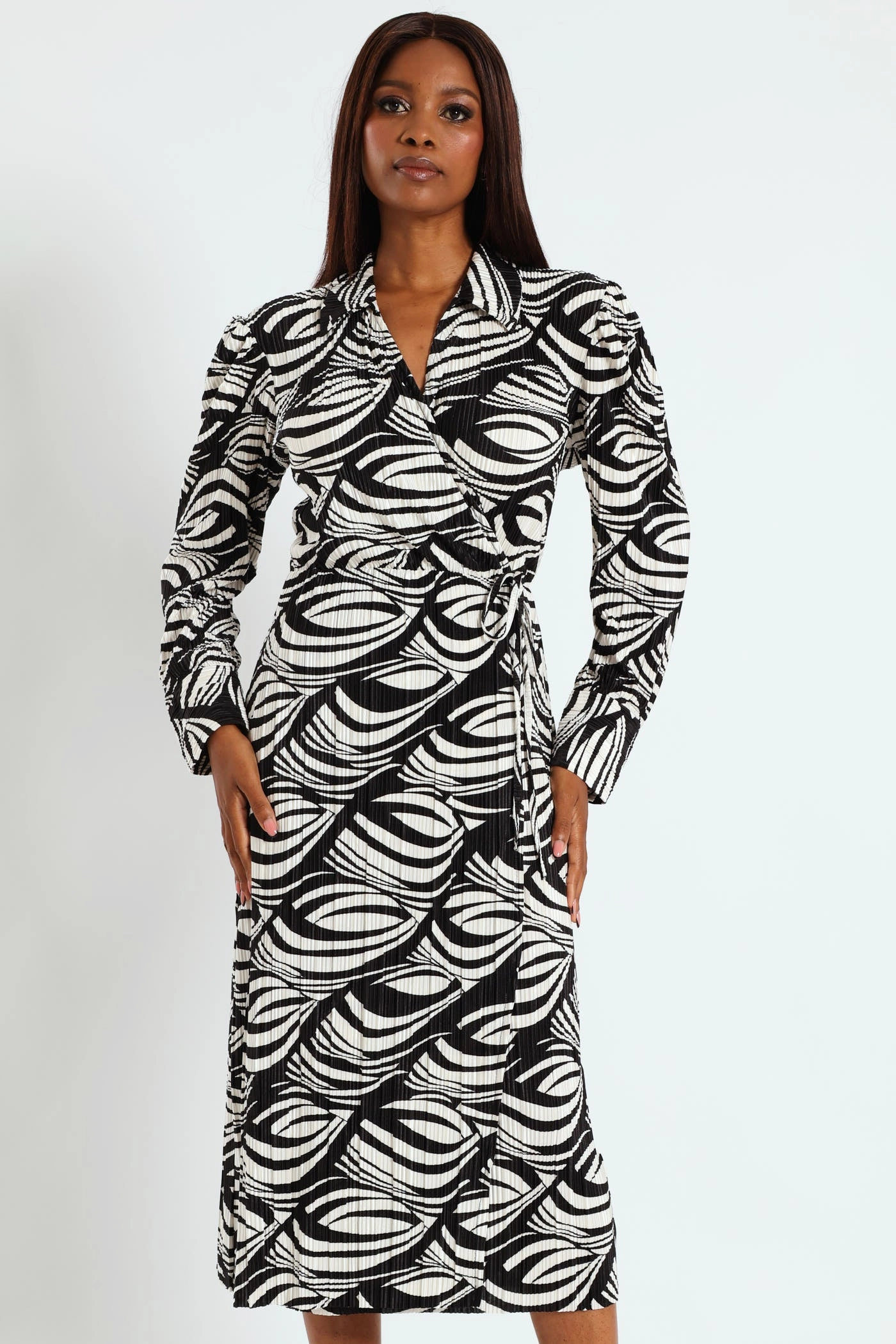Collared Mock Wrap Plisse Midi Dress - Cream Polyester - used fashion Suede - finished fashion