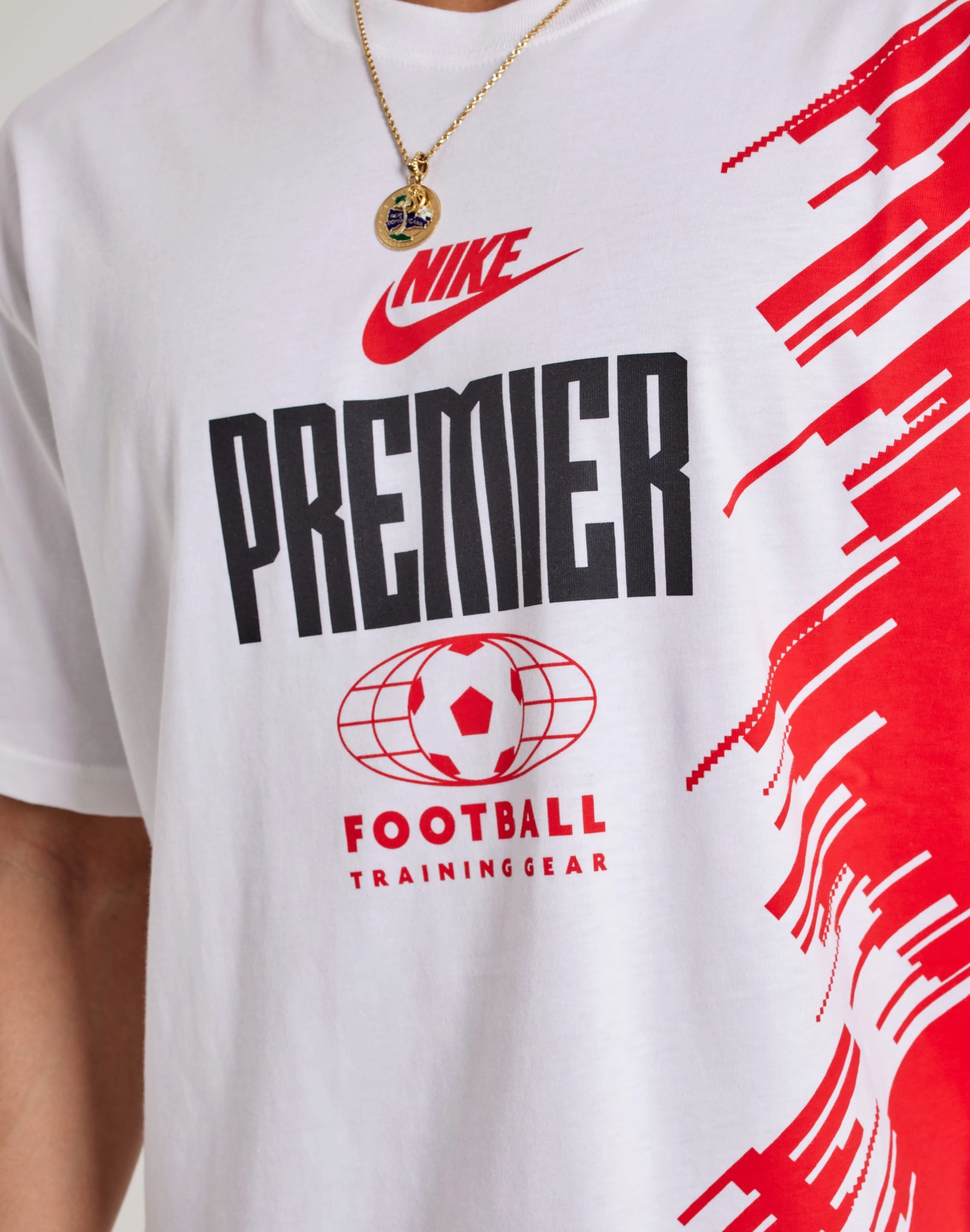 Designer fashion items Nike Max90 Soccer Tee