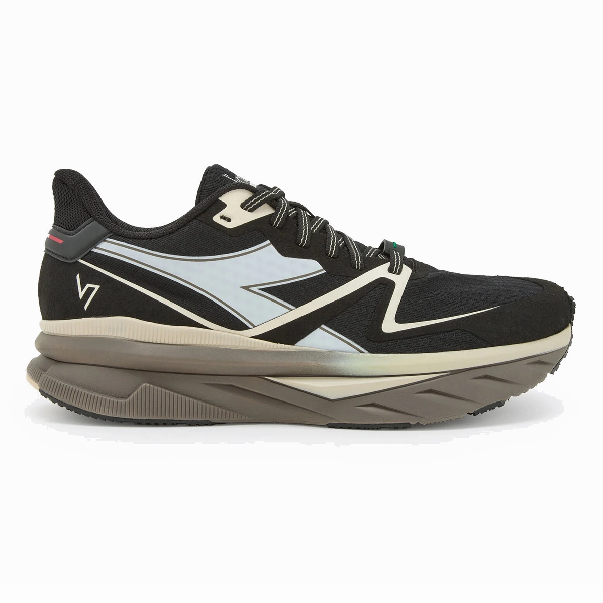 Diadora Atomo V7000 Avant-garde Loyal