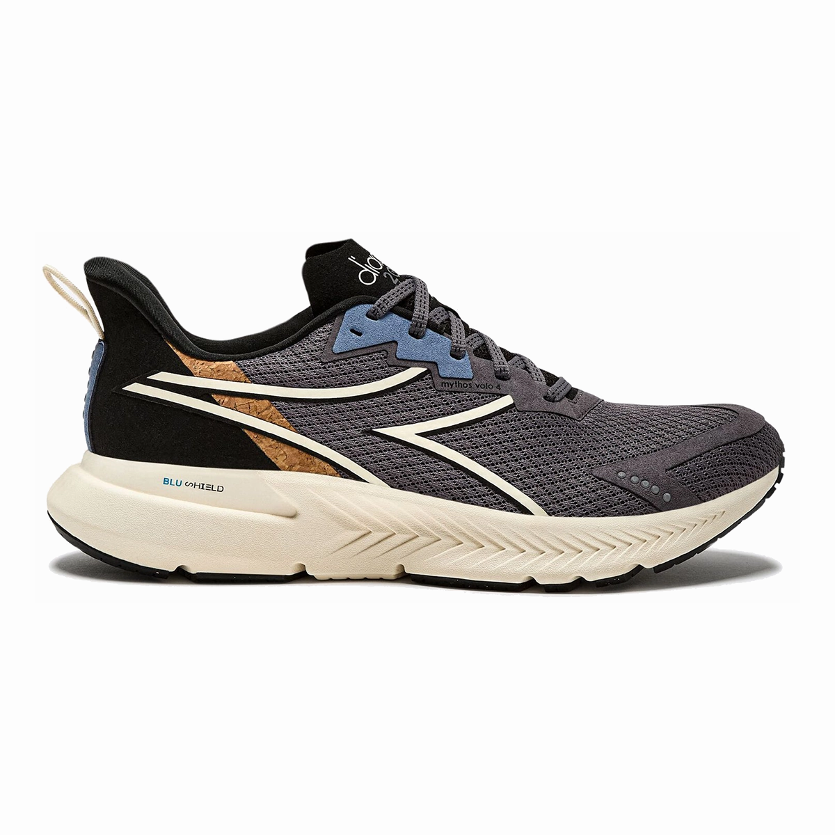 Diadora Mythos Blushield Volo 4 W 2030 Meaningful Eye-catching