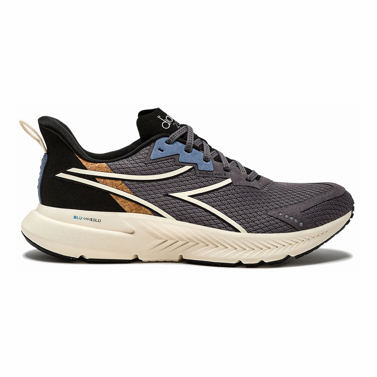 Diadora Mythos Blushield Volo 4 W 2030 Staple Healthy