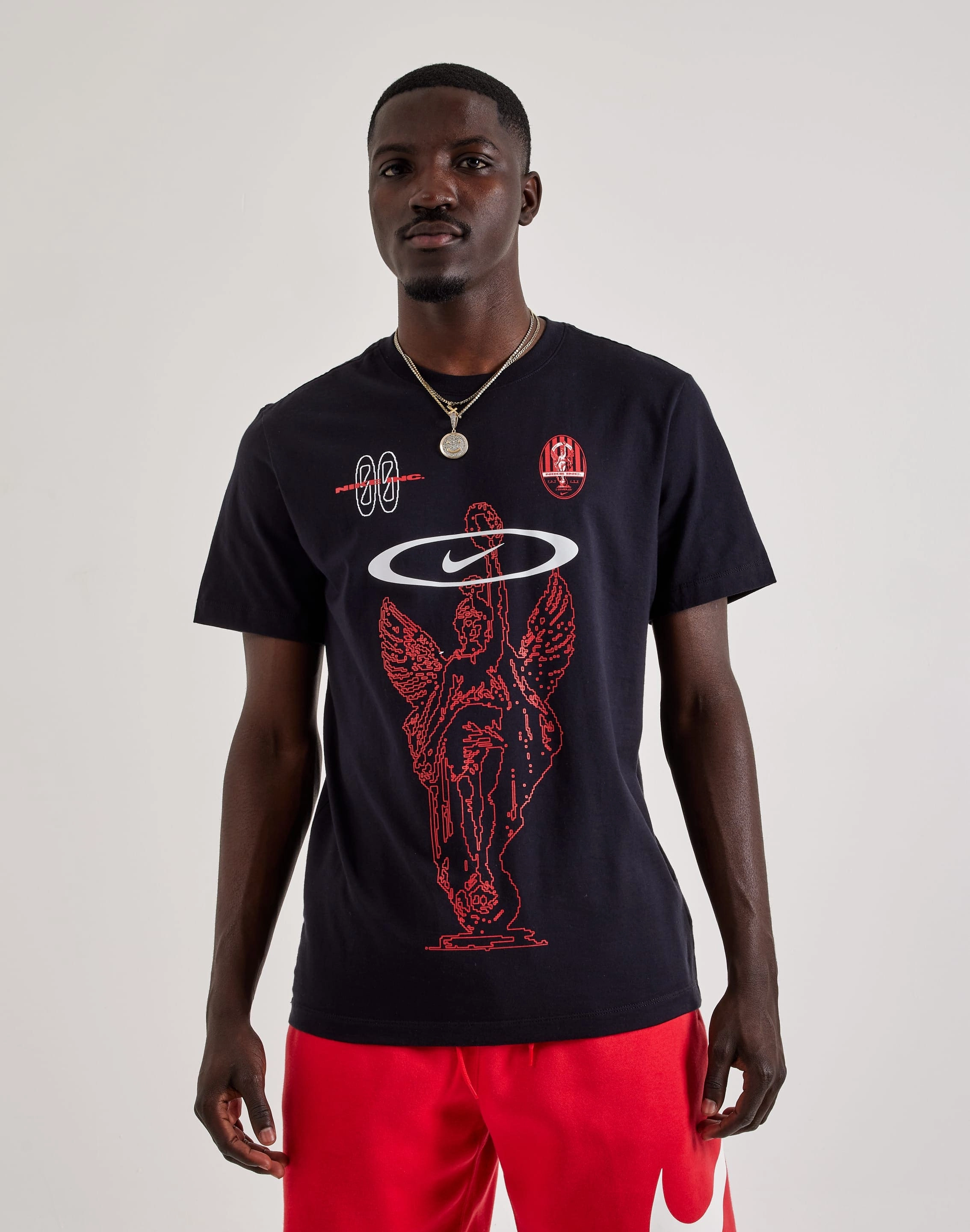 Nike Victory Tee Fashion on sale Sustainable fashion practices