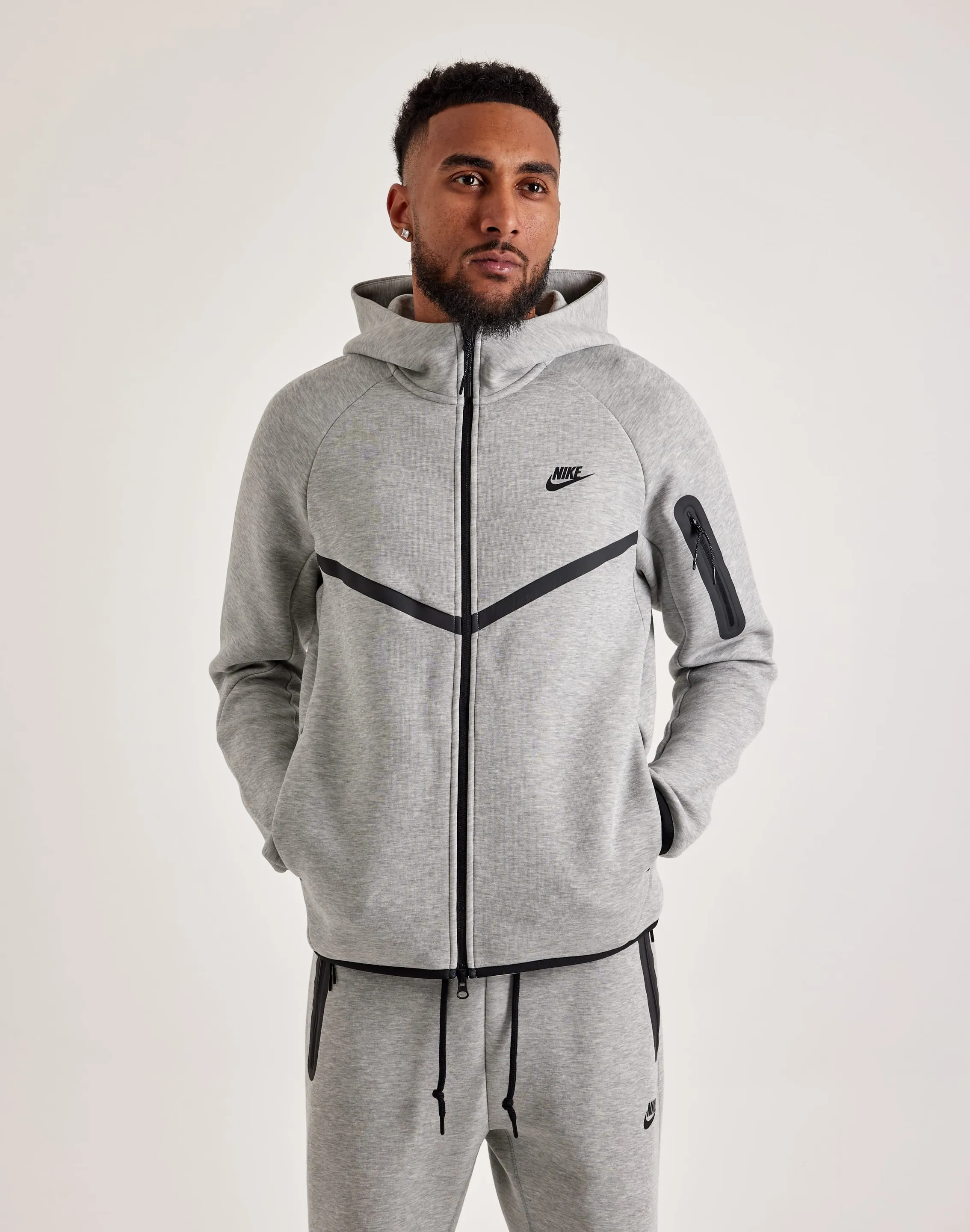 Nike Tech Fleece Windrunner Full-Zip Hoodie Clothing assortments Fashion labels