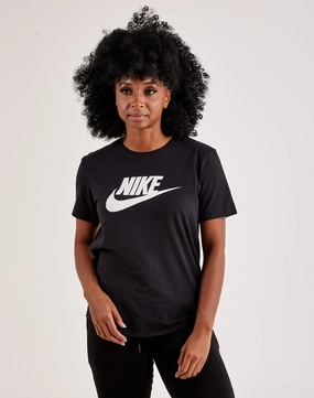 Fashion archives Nike Essential Icon Futura Tee Sustainable fashion