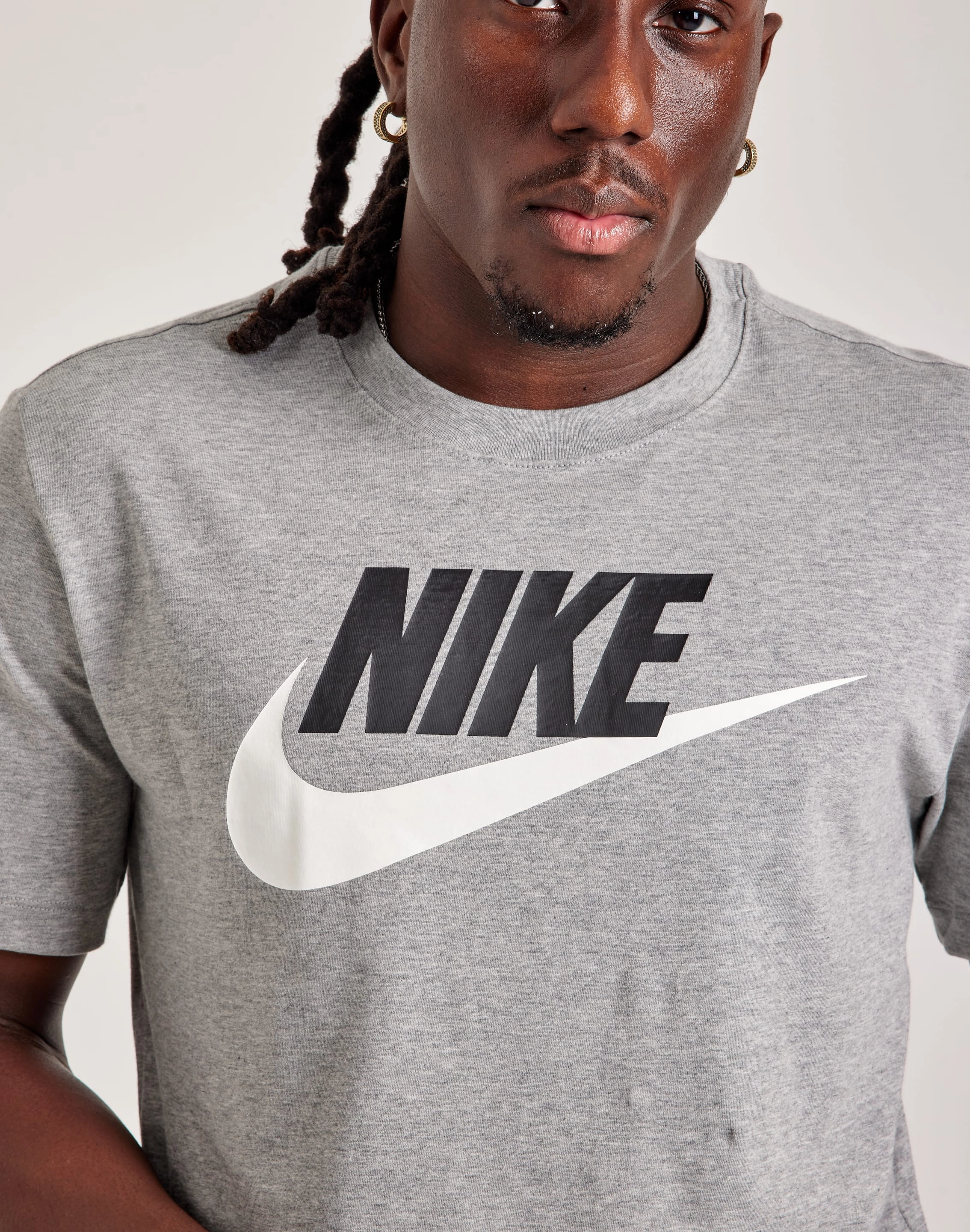 Fashion archives Nike Icon Futura Tee