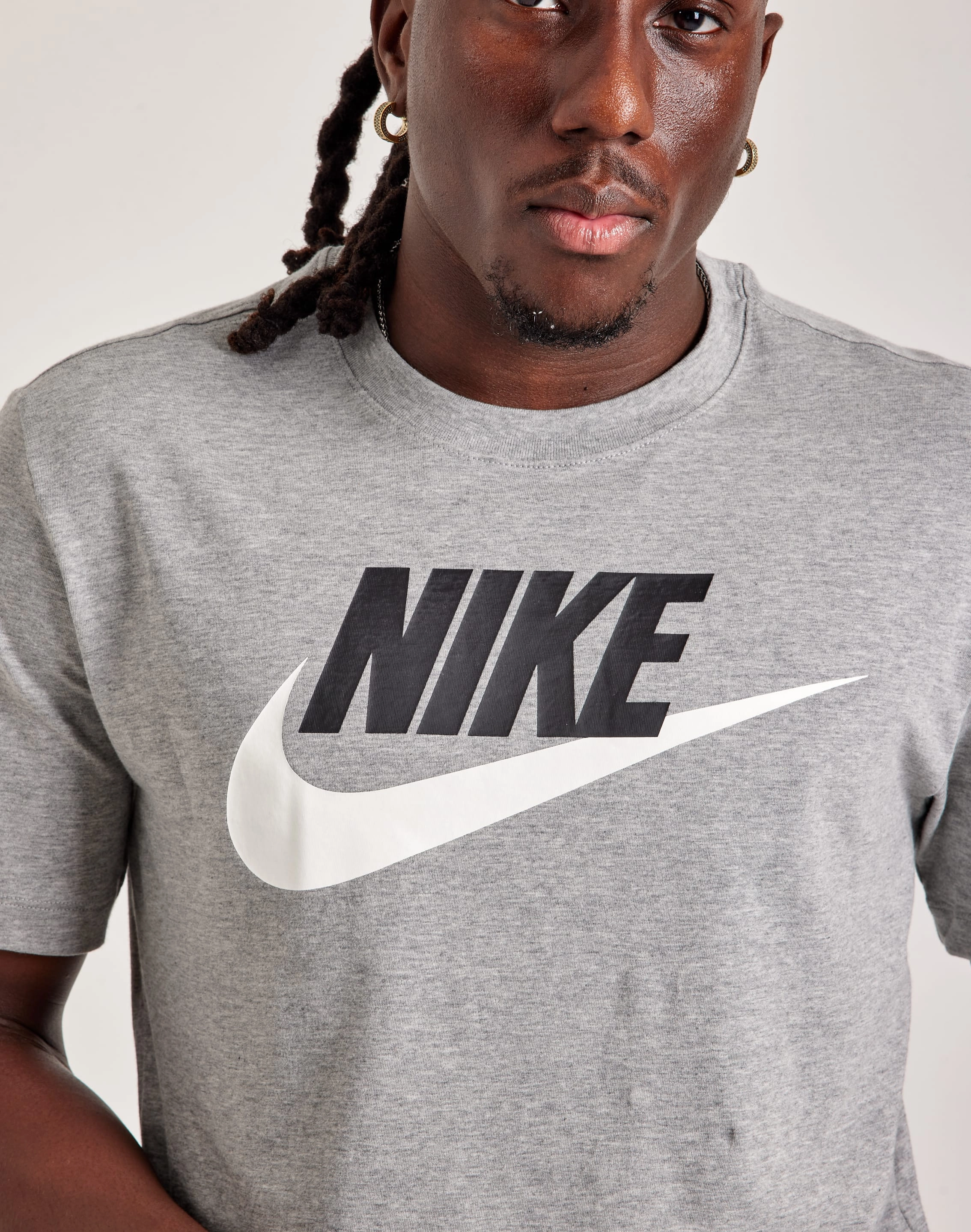 Fashion archives Nike Icon Futura Tee
