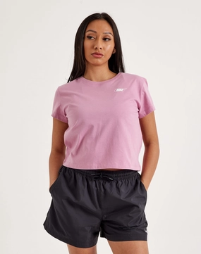 Fashion bloggers' picks Nike Club Tee Fashion boutiques