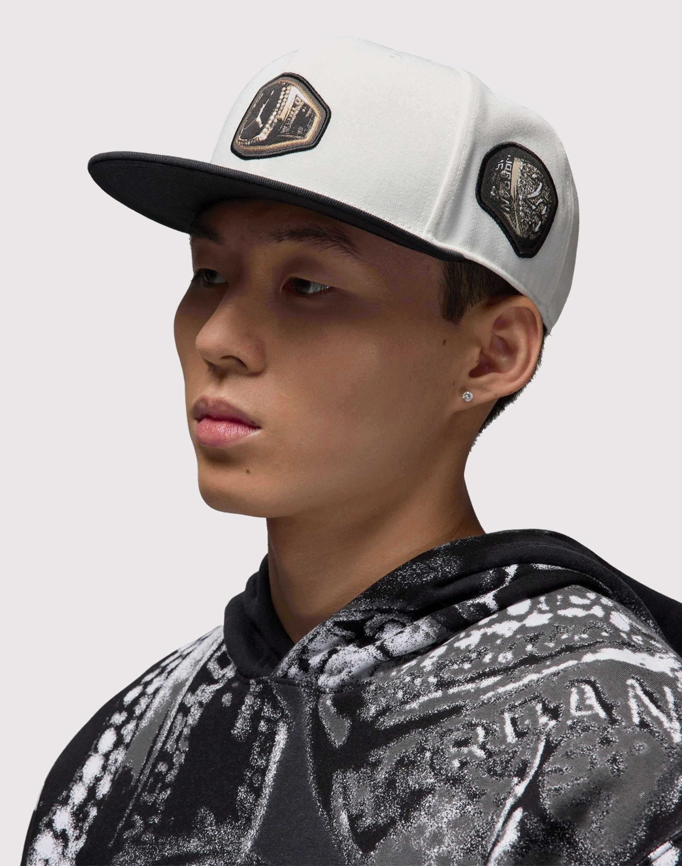 Nike MVP Pro Snapback Cap Wardrobe staples Nautical - themed fashion