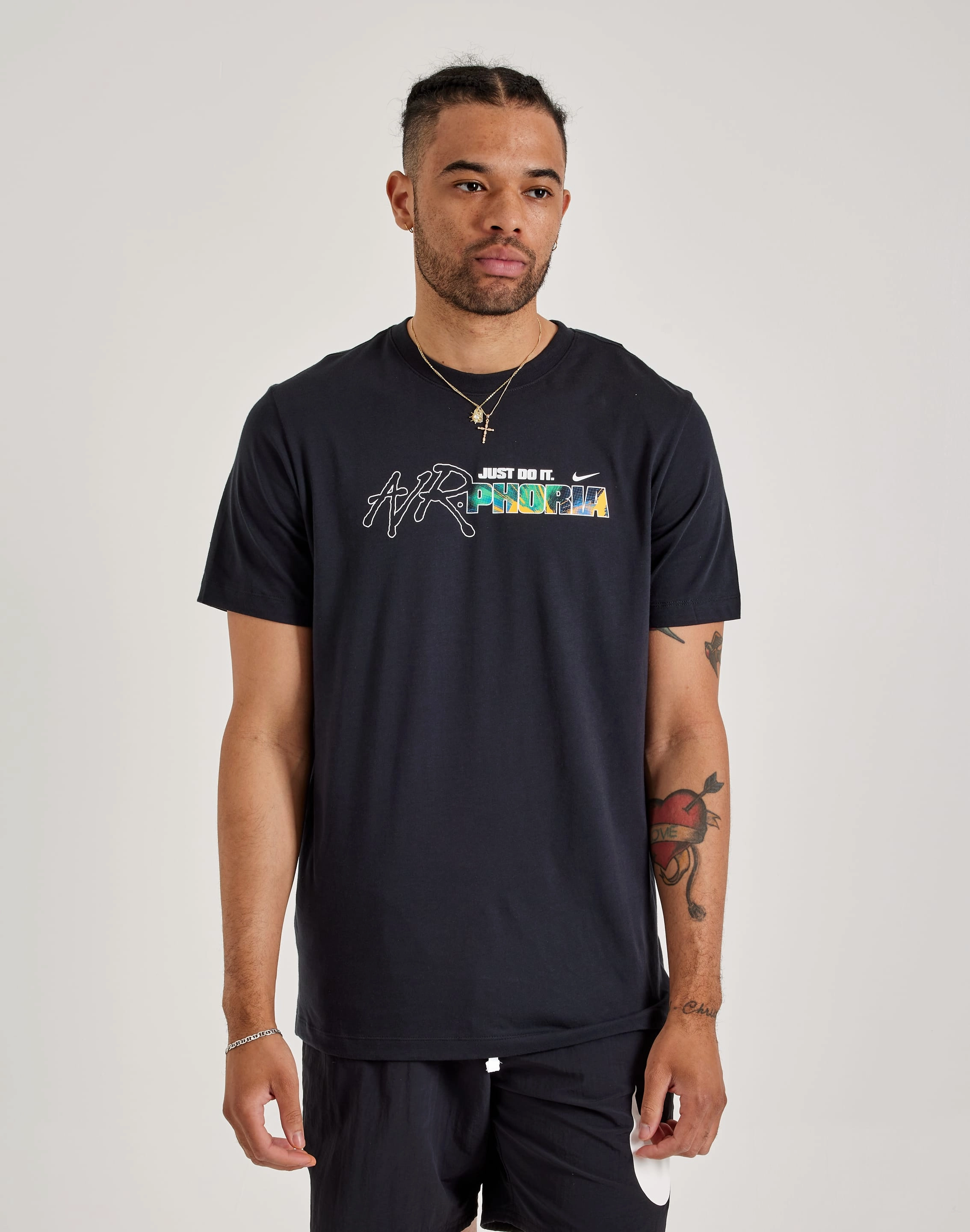 Fashion care (washing, ironing, etc.) Nike Sportswear Tee Fashion catalog