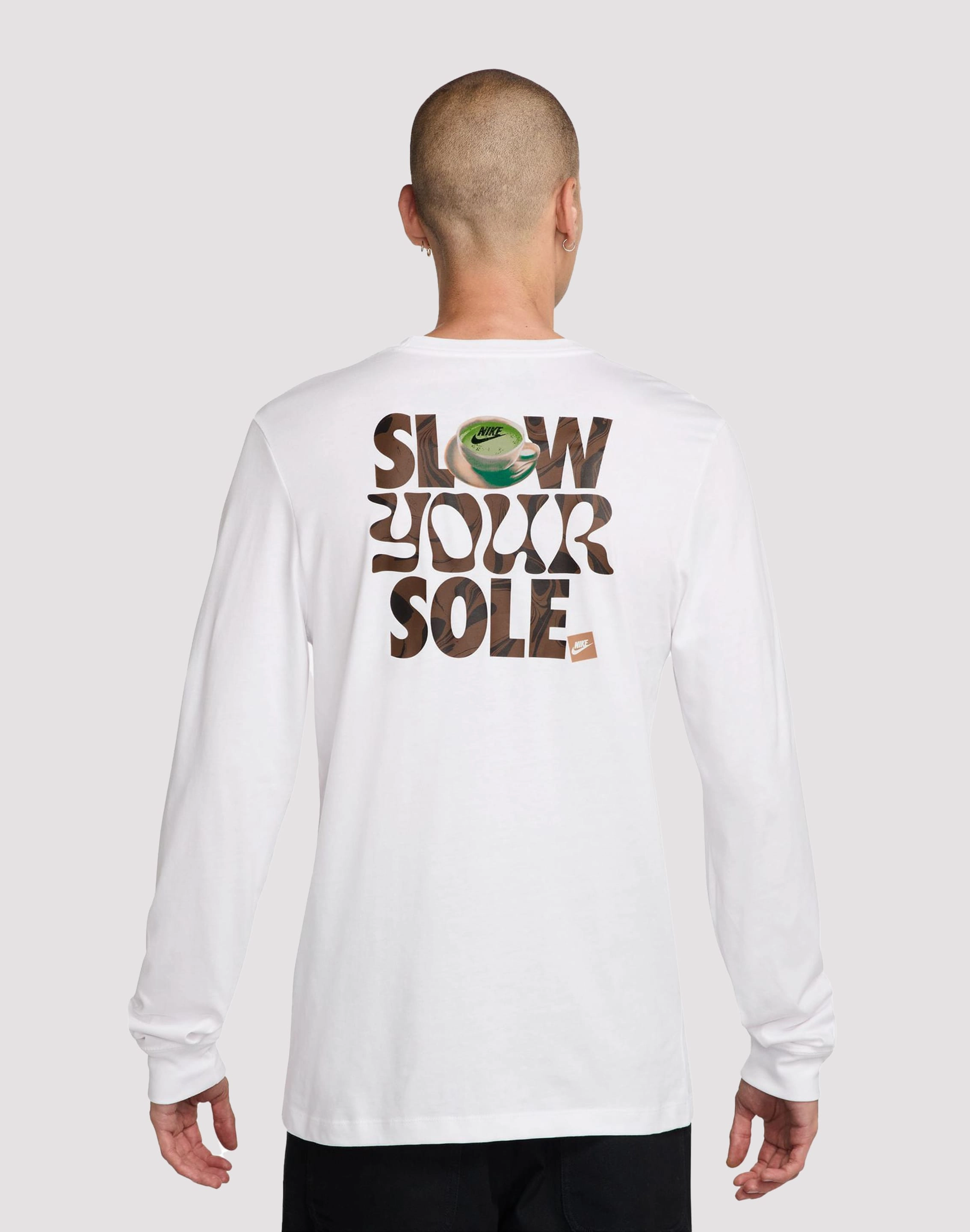 Fashion essentials Nike Sportswear Club Long-Sleeve Tee