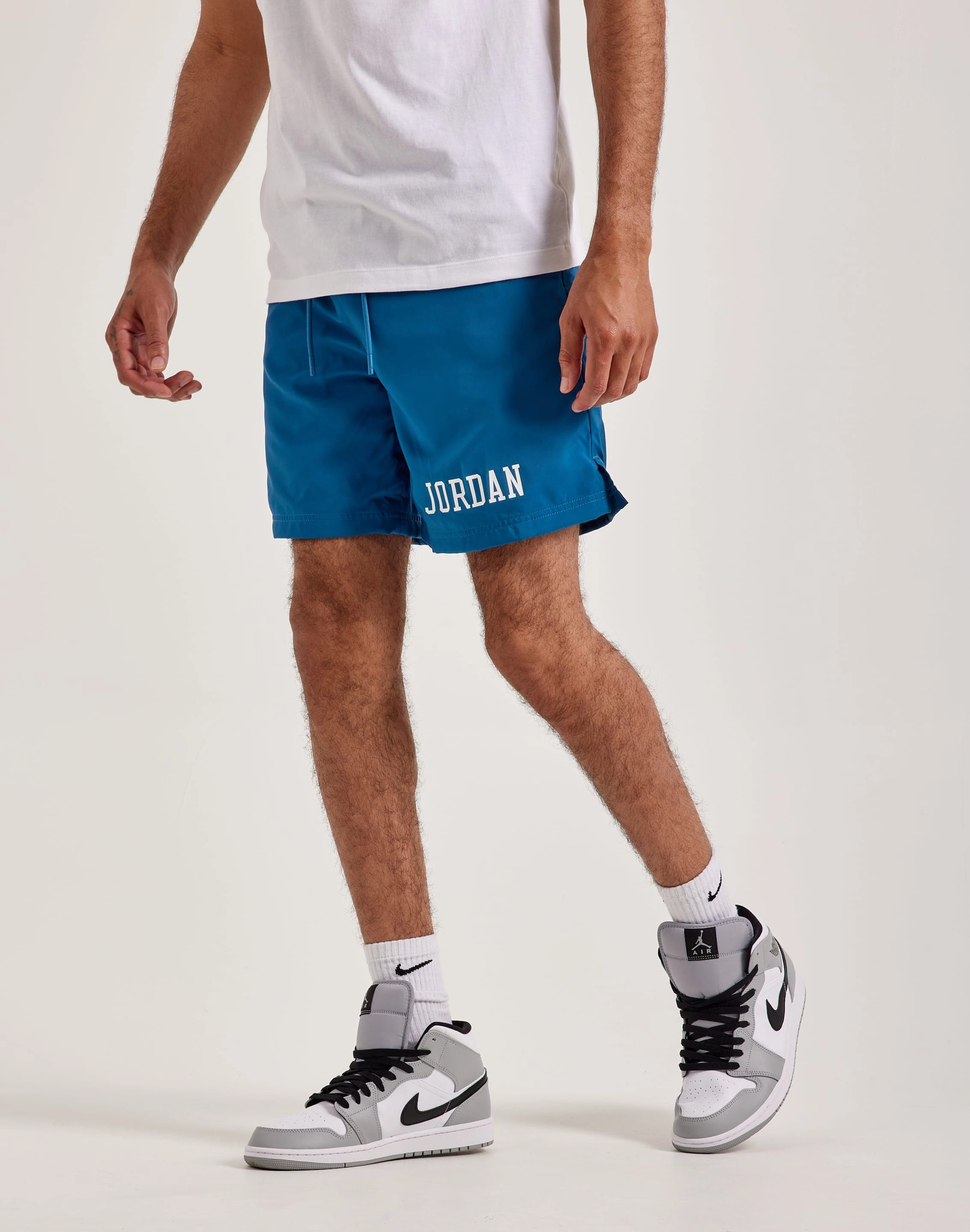 Fashion for all ages Jordan Essentials Poolside Shorts