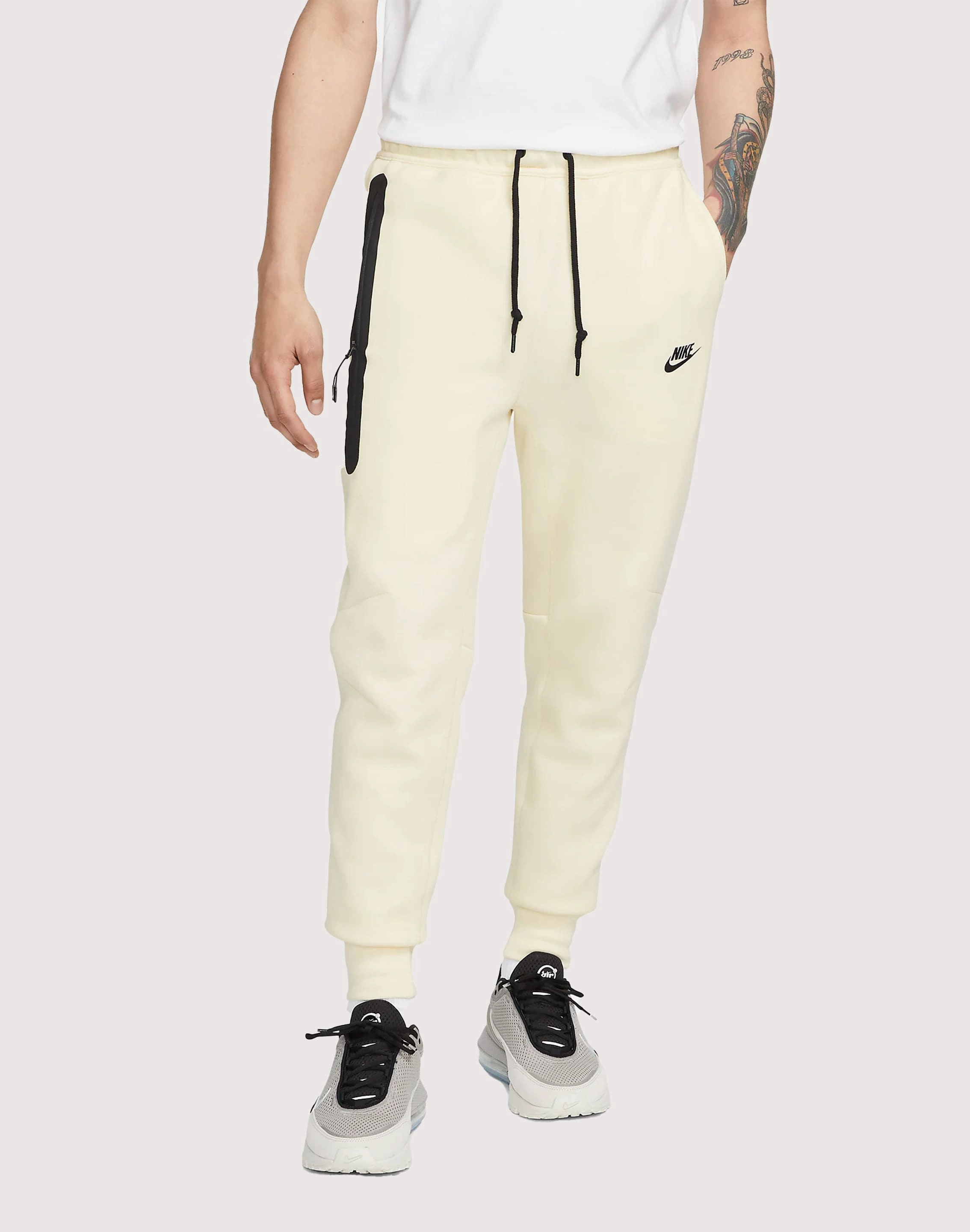 Fashion for all body types Nike Tech Fleece Slim-Fit Joggers Fashion brands