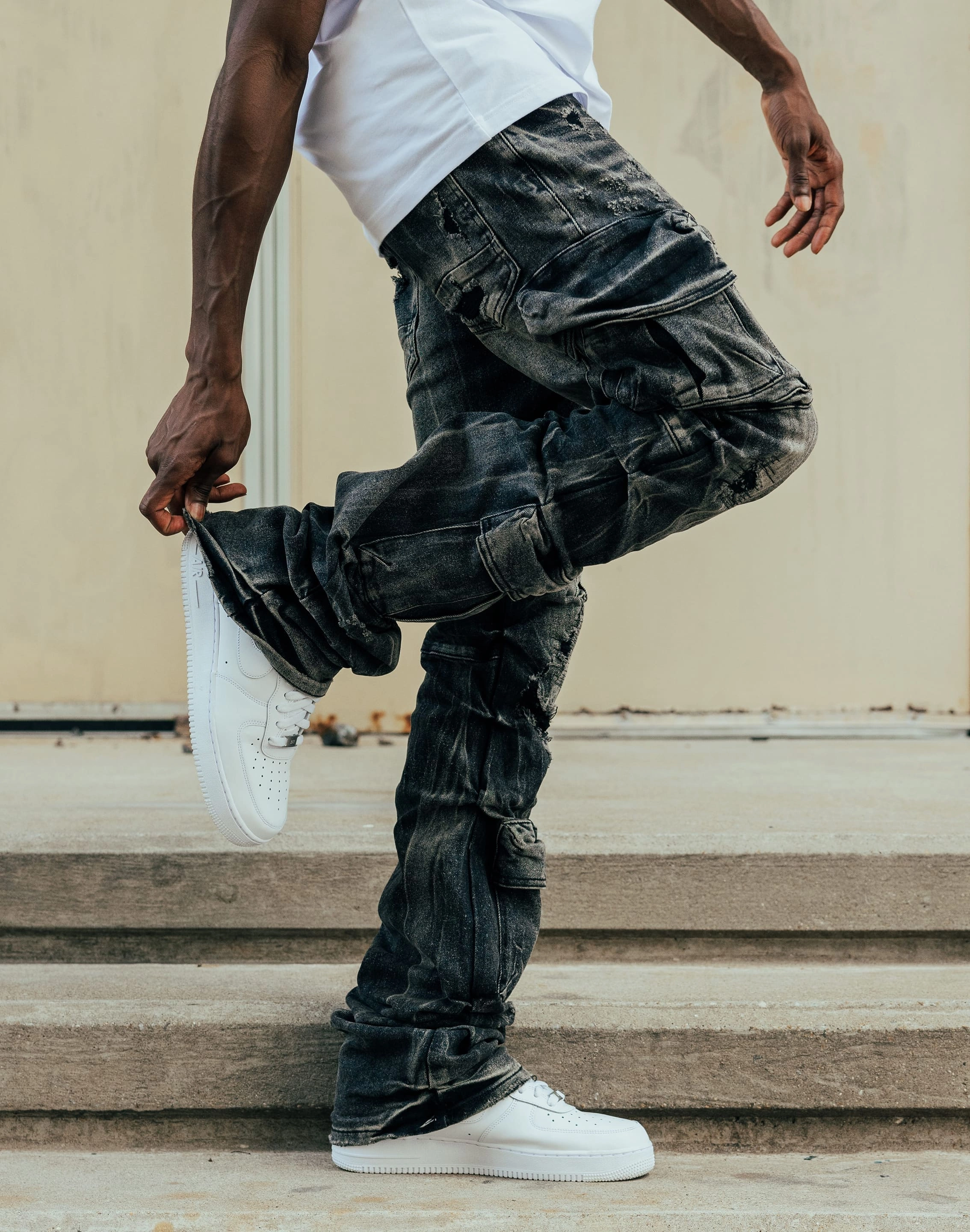 Smoke Rise Stacked Flare Cargo Jeans Fashion models Fashion care (washing, ironing, etc.)
