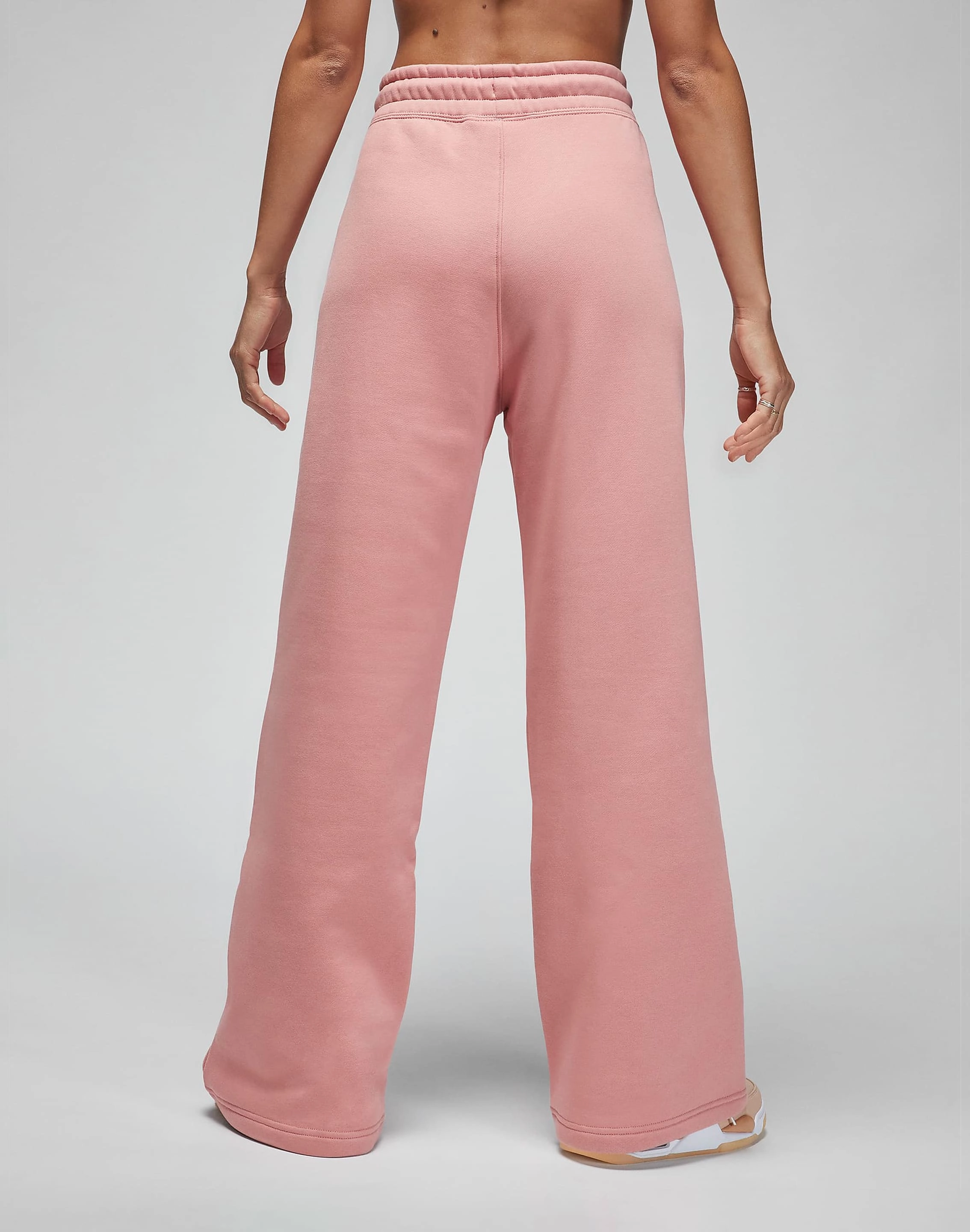 Fashion lookbook Jordan Flight Fleece Pants