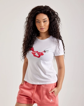 Fashion lookbook Jordan Graphic Tee Budget - friendly fashion