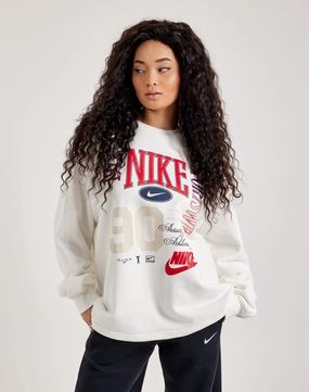 Fashion must - haves Nike Oversized French Terry Crewneck Sweatshirt Outerwear options