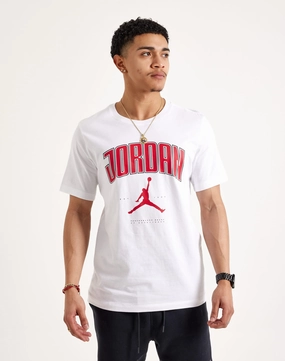 Fashion photography Jordan Graphic Tee Fashion swaps