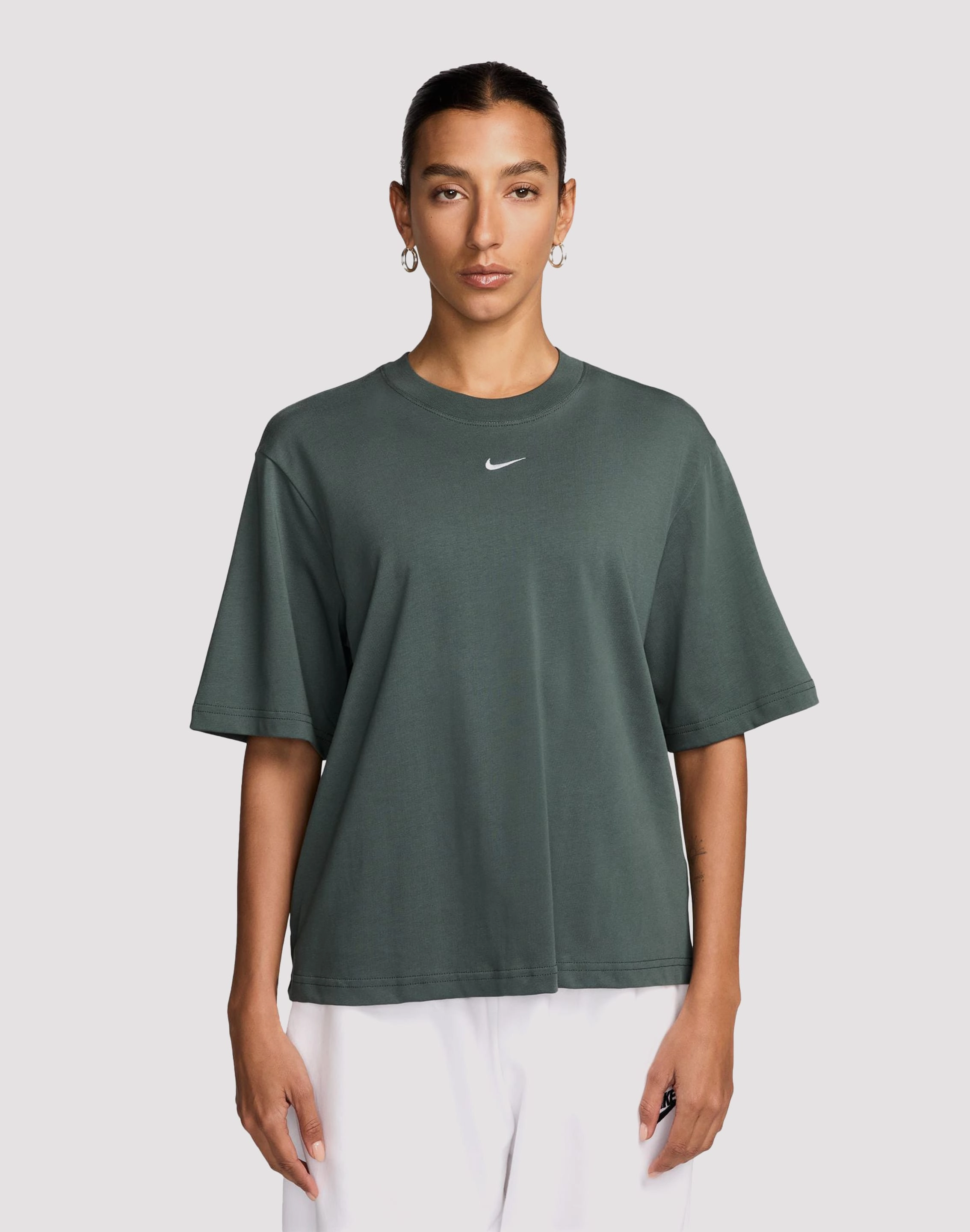 Fashion rental Nike Sportswear Essential Boxy Tee Wardrobe staples