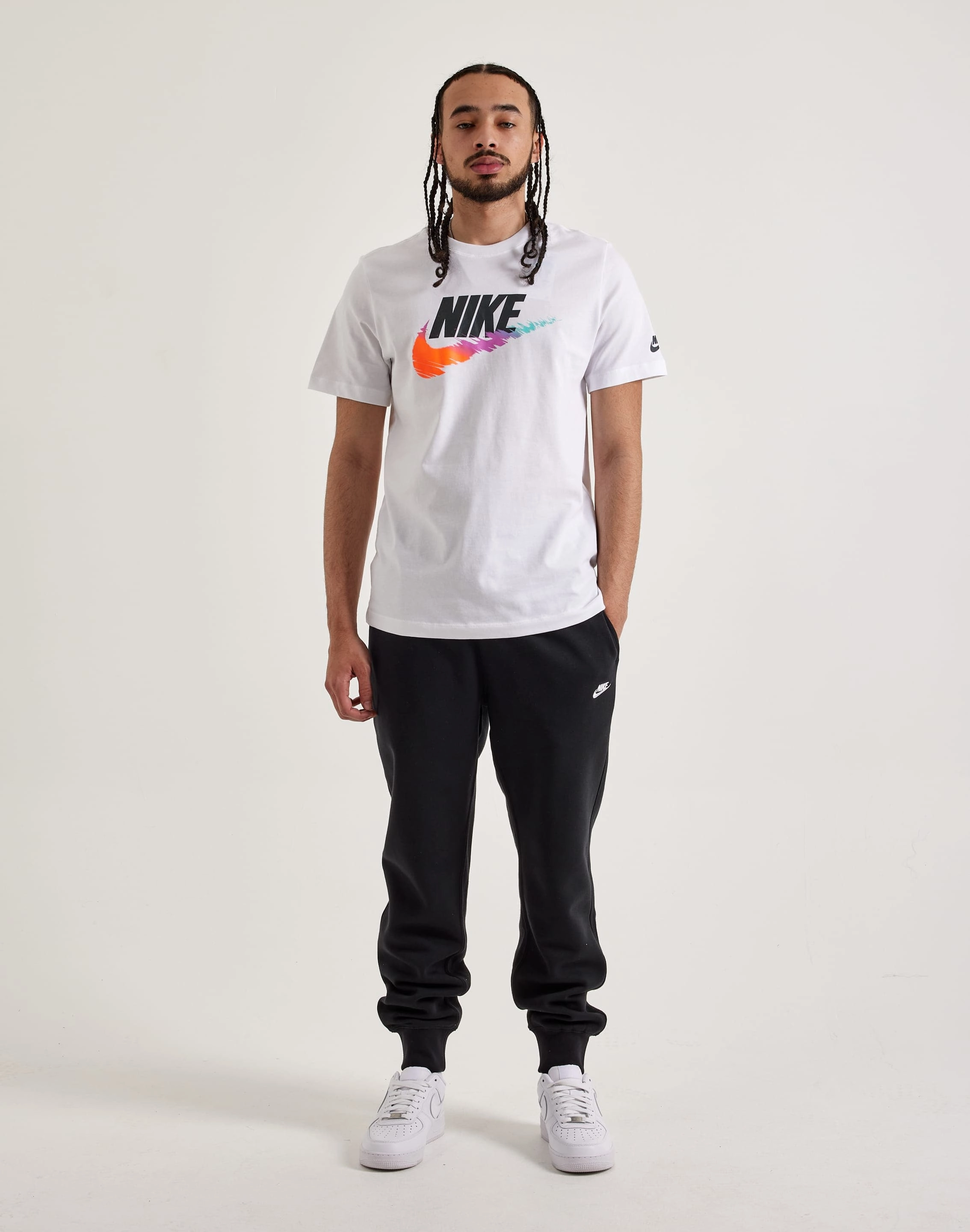 Fashion shows Nike Club Fleece Joggers
