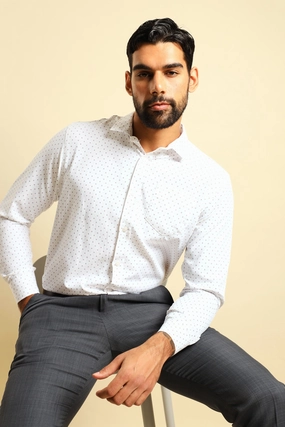 Fashion swaps Cluster Spot Textured Shirt - White/Red Beachwear items