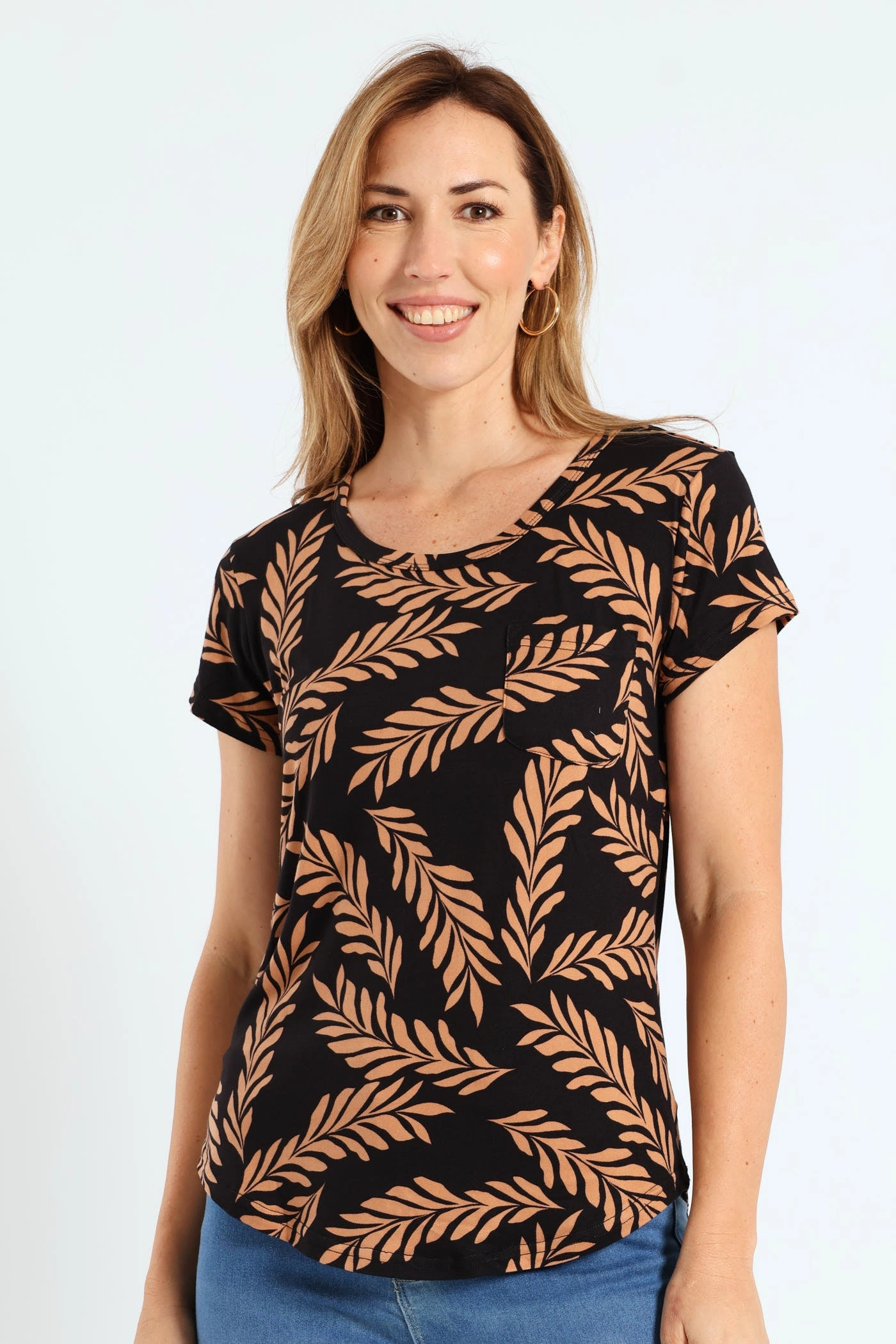 Fern Pocket Tee - Black/Beige