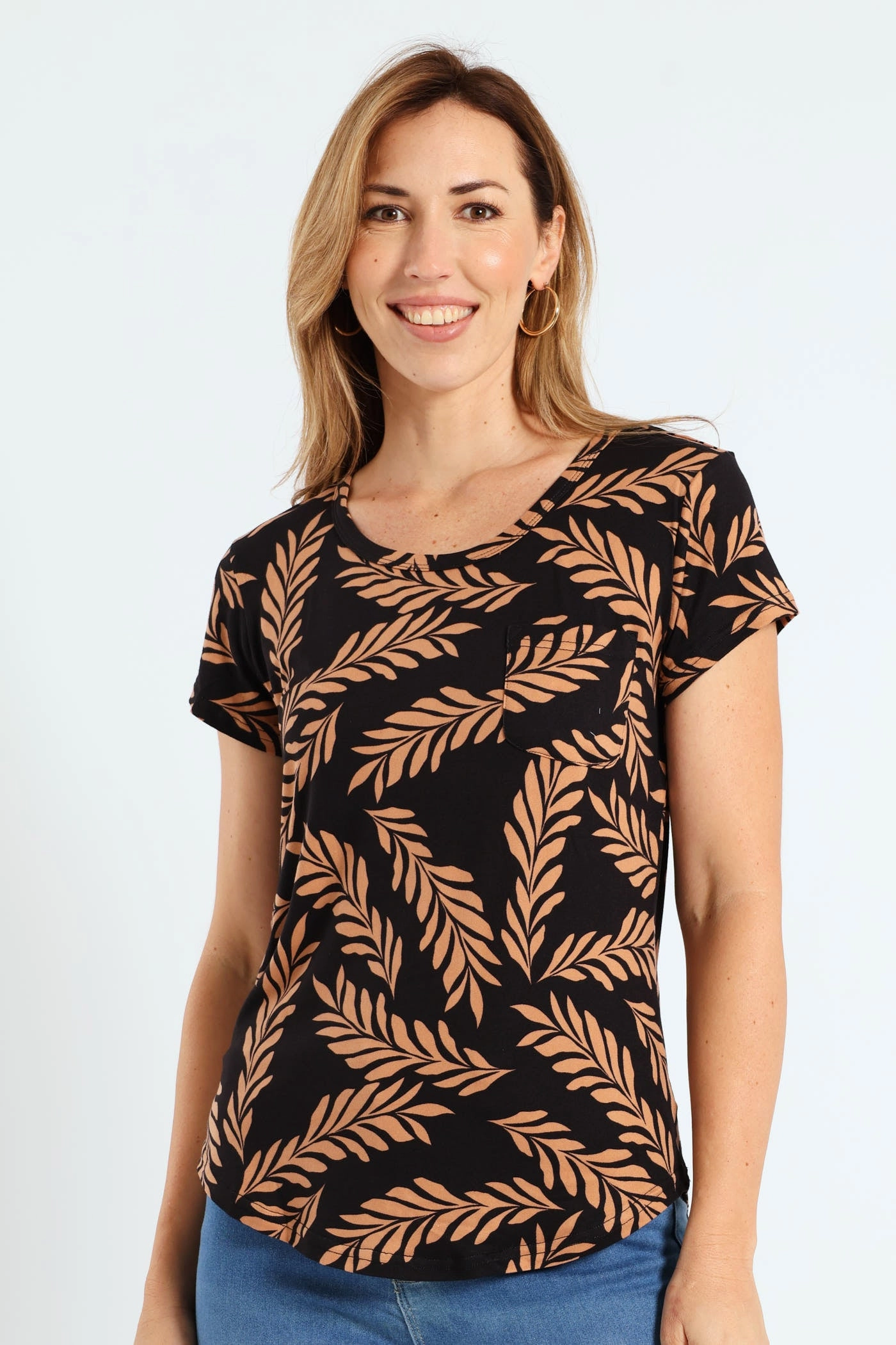 Fern Pocket Tee - Black/Beige