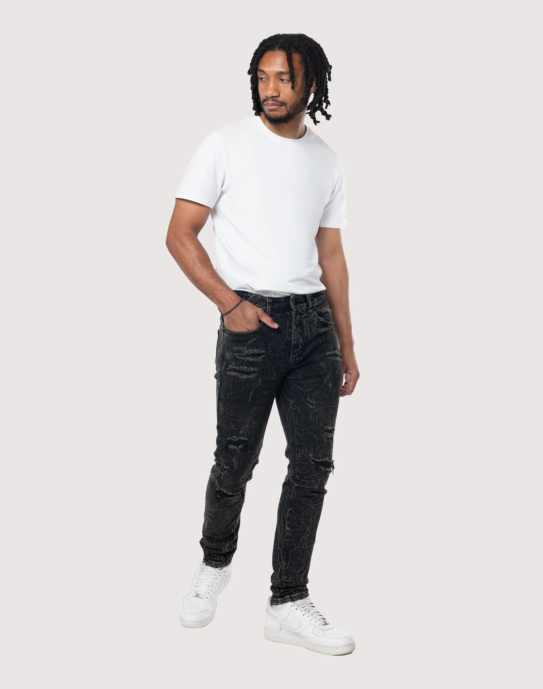 Grindhouse Cabo Slim Fit Lightning Effect Taper Denim Jeans Fashion for all body types Minimalist fashion