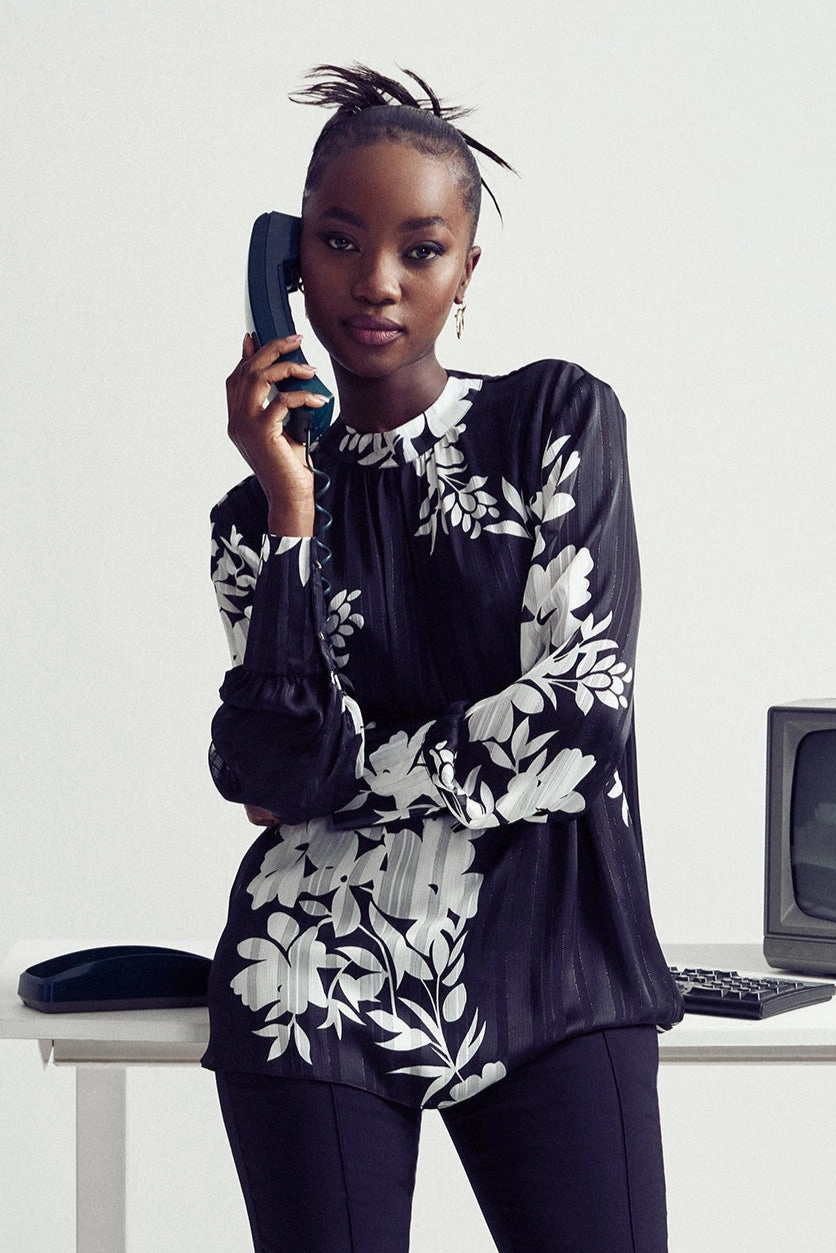 Hi Neck Keyhole Monochrome Floral Blouse - Black/White
