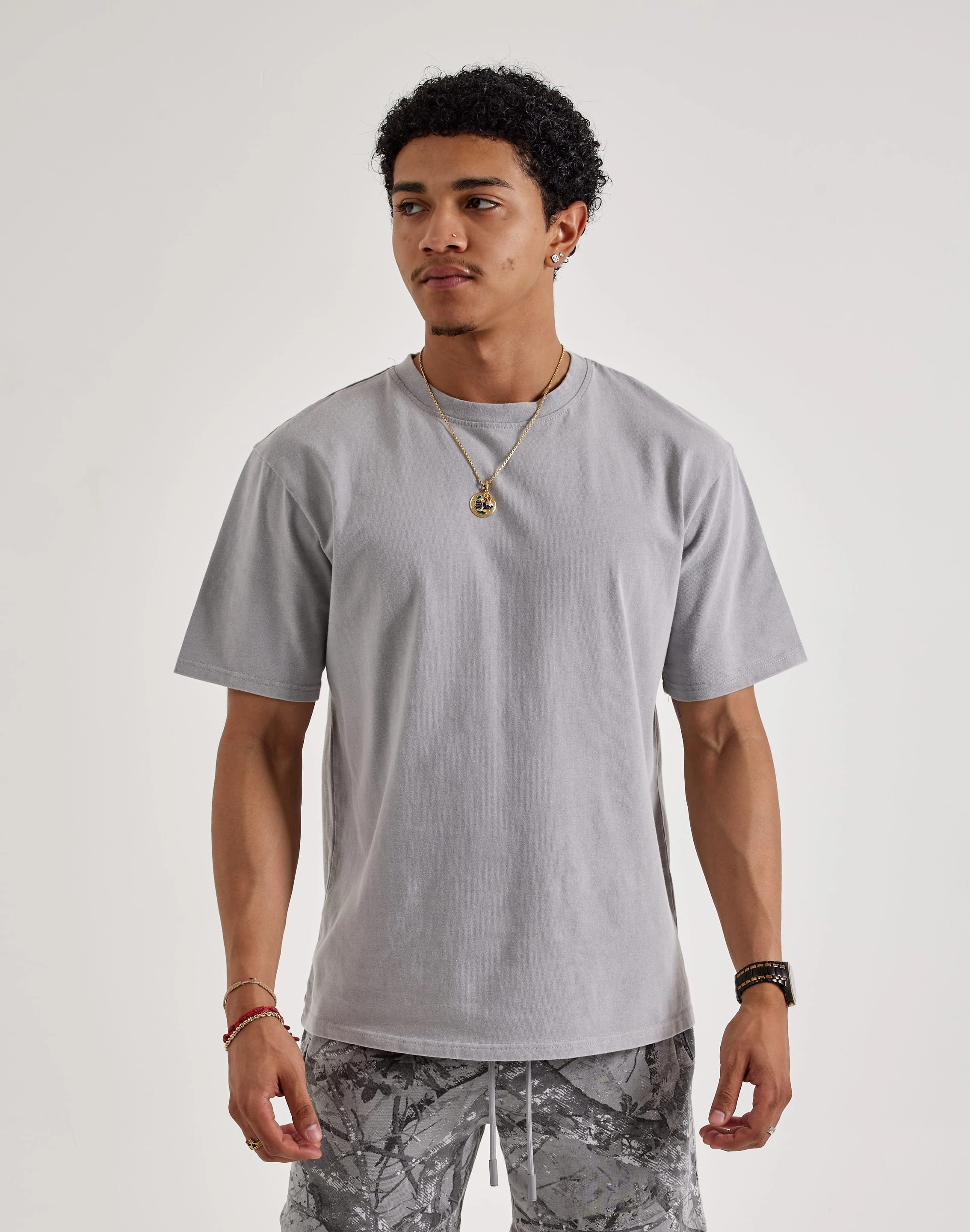 Fashion models I Fe Apparel Oversized Tee Hip - hop fashion
