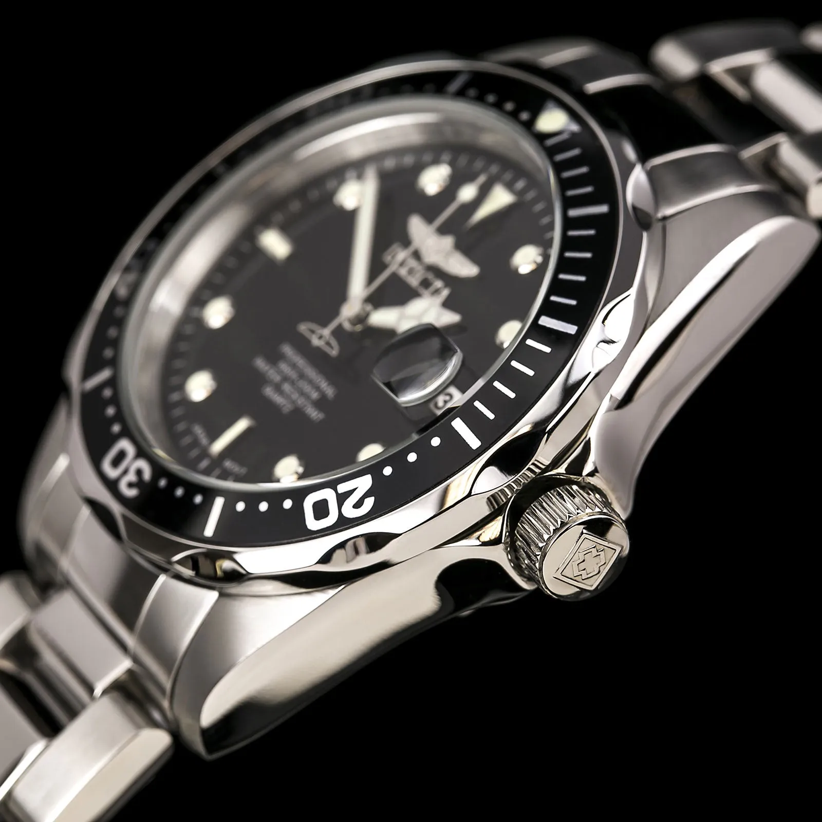 Invicta Men's Stainless Steel Quartz Watch - Pro Diver Black Dial Date | 8932 Invicta Men's Watches
