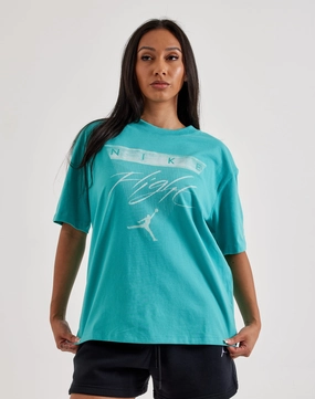 Jordan Flight Tee Stylish products Retro fashion finds