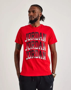 Jordan Stack Tee Fashion rental Fashion care (washing, ironing, etc.)