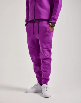 Lace - detailed fashion Nike Tech Fleece Joggers Fashion lookbook