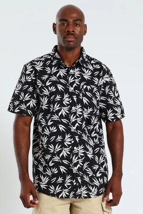 Leaf Print Shirt - Black Comfortable apparel Fashion archives