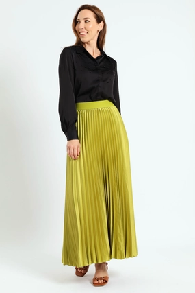 Long Sleeve Pearl Jewel Shirt - Black Wardrobe staples Apparel finds