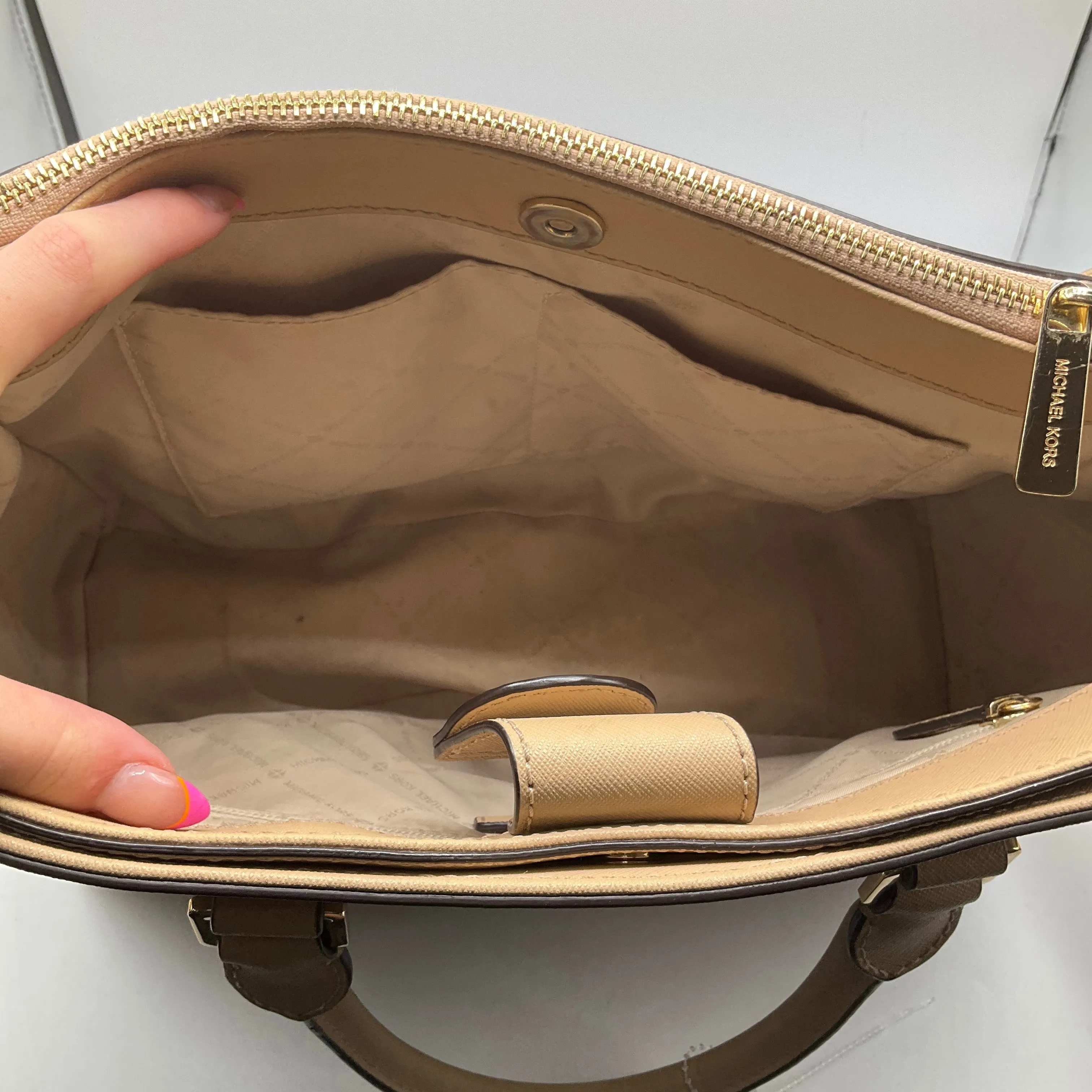 Michael Kors Bags Handbag Designer Michael Kors, Size Medium