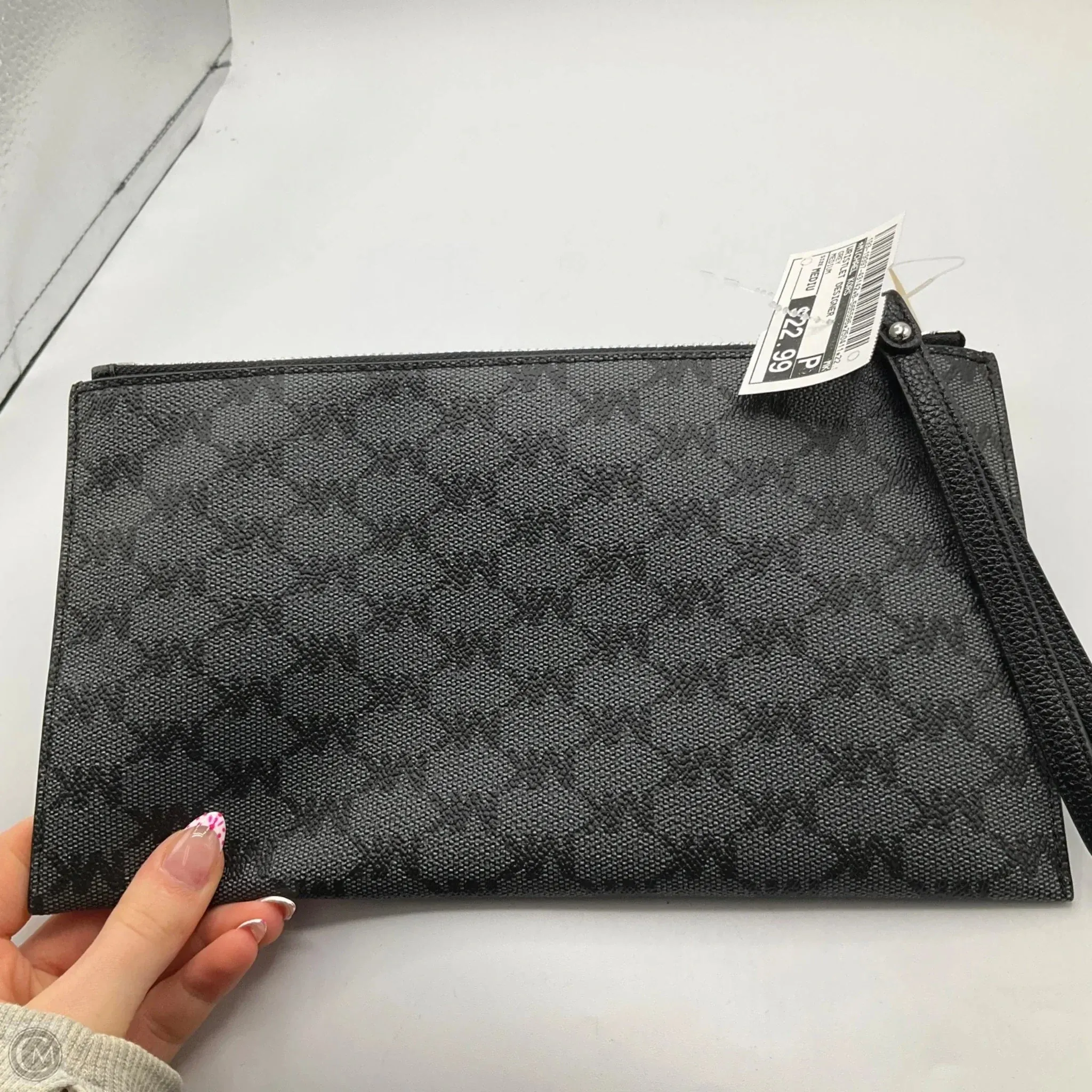Michael Kors Bags Wristlet Designer By Michael Kors, Size: Medium