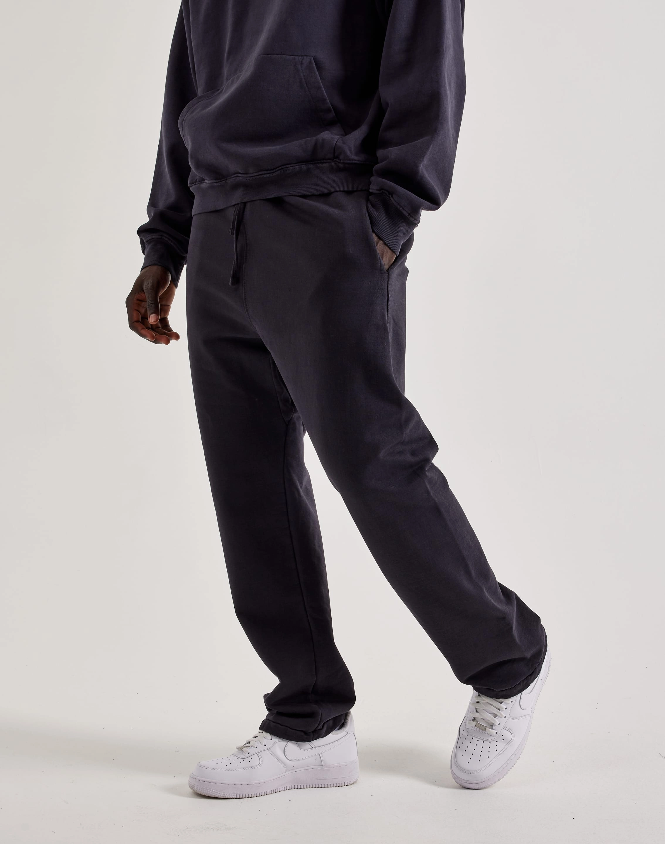 Fashionable goods MNML Heavy Relaxed Everyday Sweatpants Fashion advice