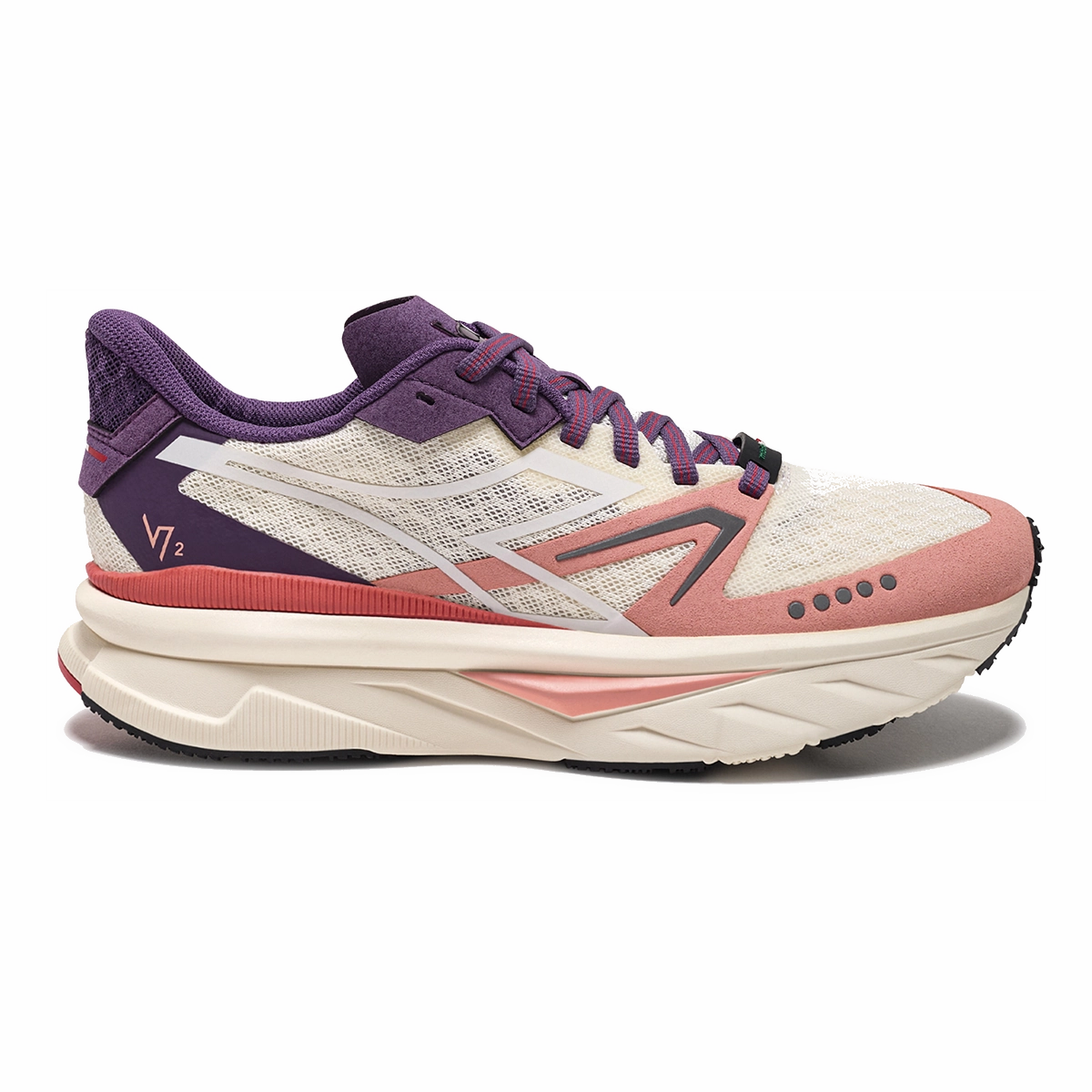 Diadora Atomo V7000 2 Sleek Adaptable