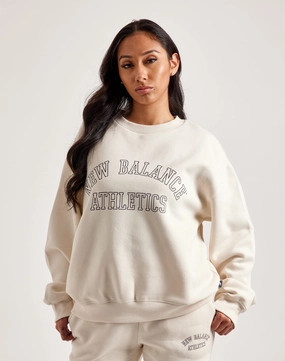 New Balance Graphic Crewneck Sweatshirt Seasonal wear Denim products