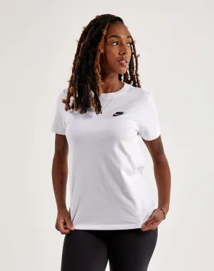 Nike Club Tee Embroidered fashion Fashion bloggers' picks