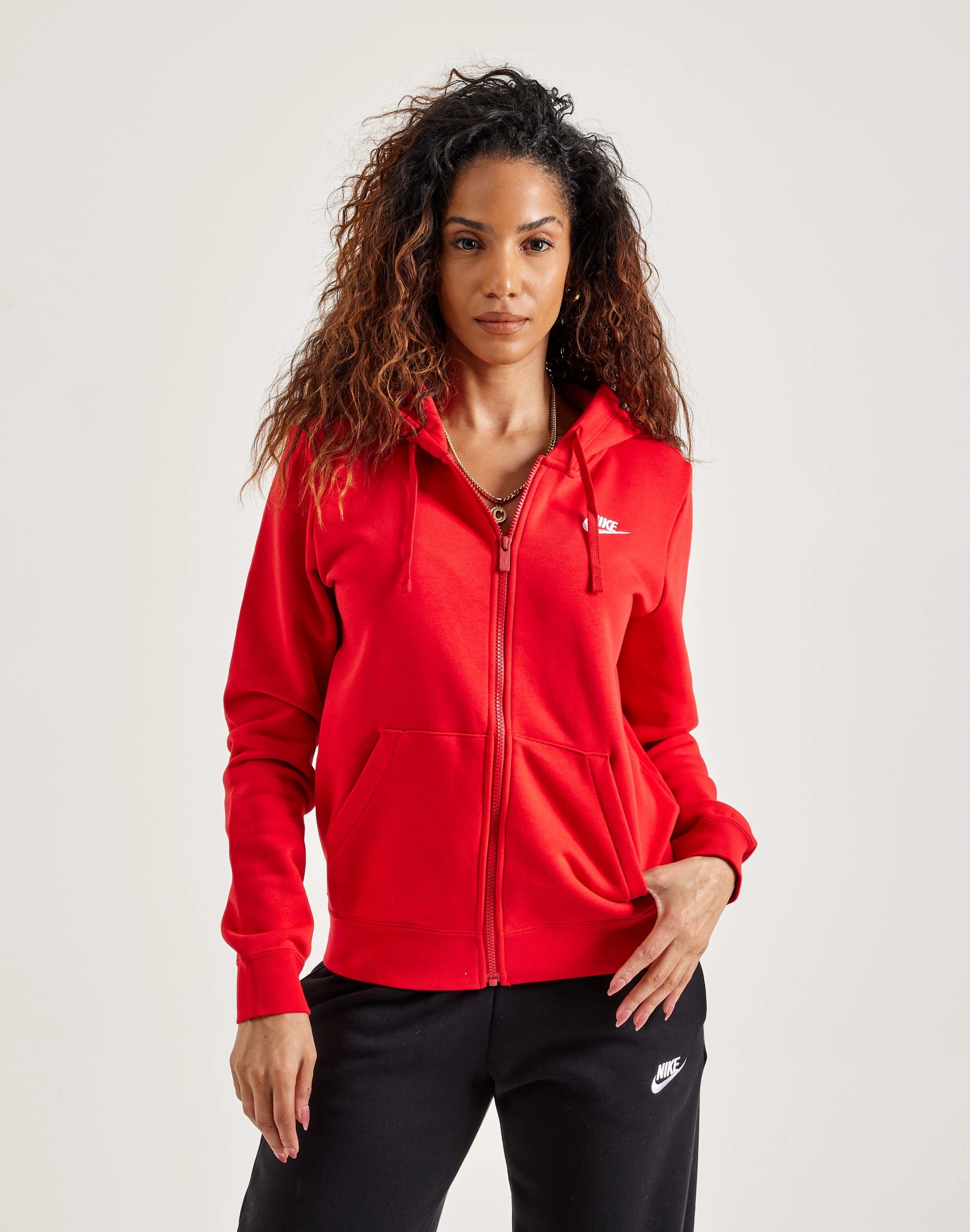 Wardrobe staples Nike Club Fleece Full-Zip Hoodie Trendy gear