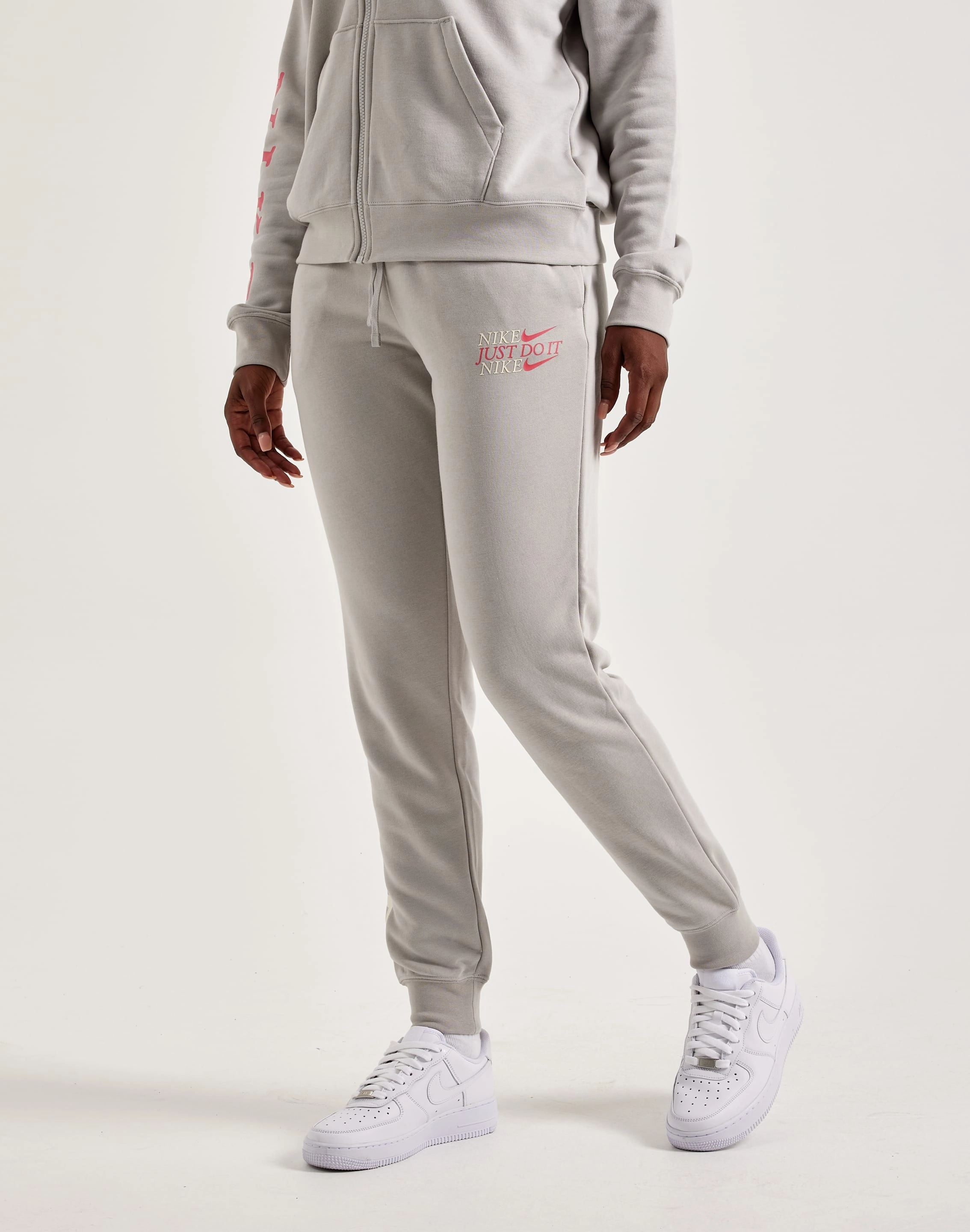 Nike Club Fleece Mid-Rise Joggers Modern fashion Fashion events